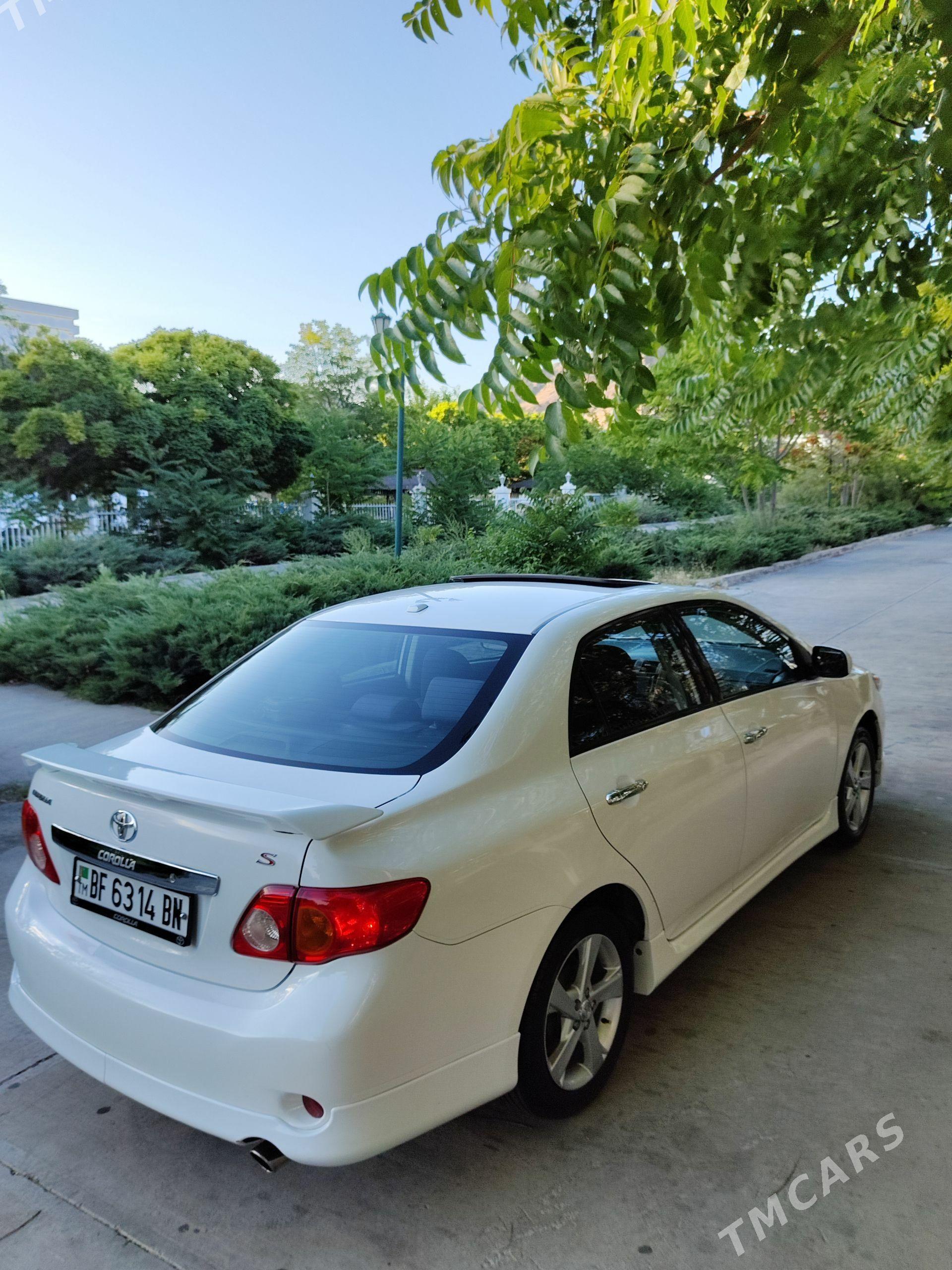 Toyota Corolla 2010 - 186 000 TMT - Туркменбаши - img 1