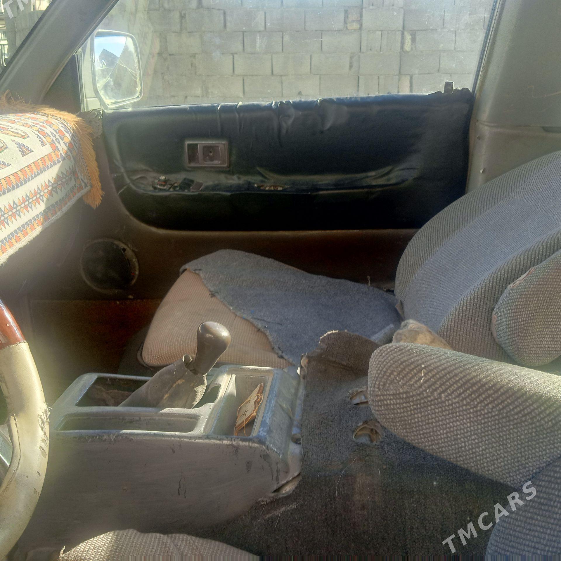 Toyota Town Ace 1990 - 25 000 TMT - Balkanabat - img 1