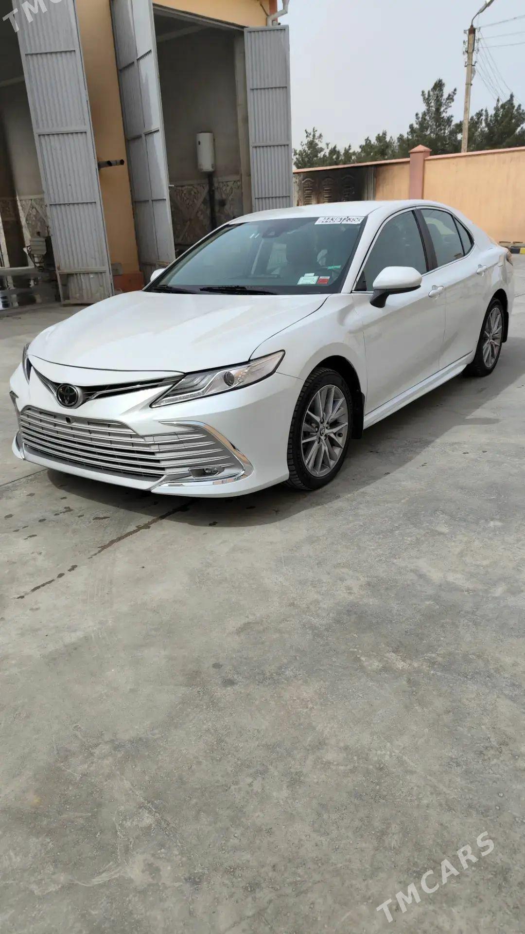 Toyota Camry 2021 - 380 000 TMT - Мары - img 1