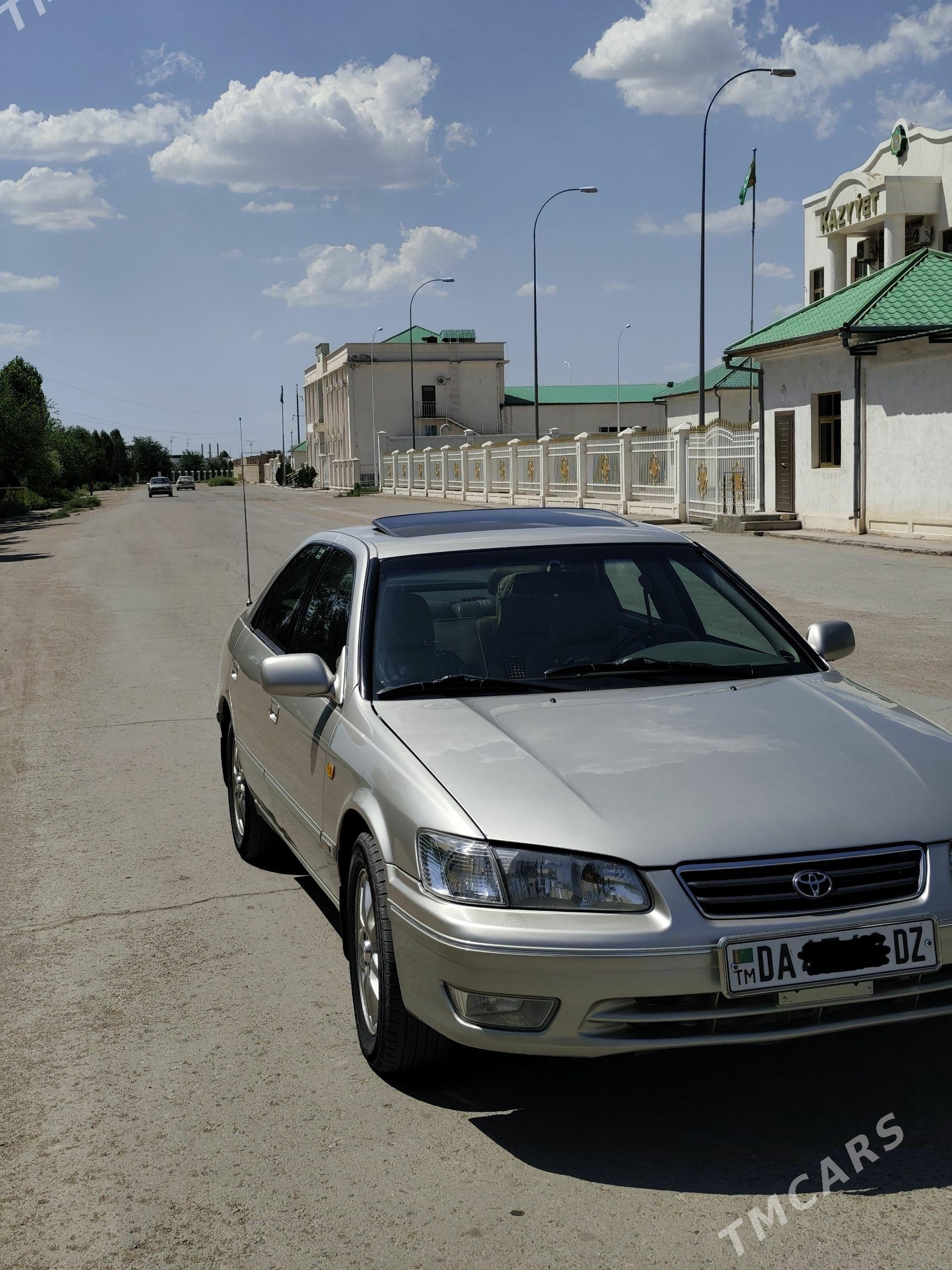 Toyota Camry 2001 - 240 000 TMT - Gubadag - img 1