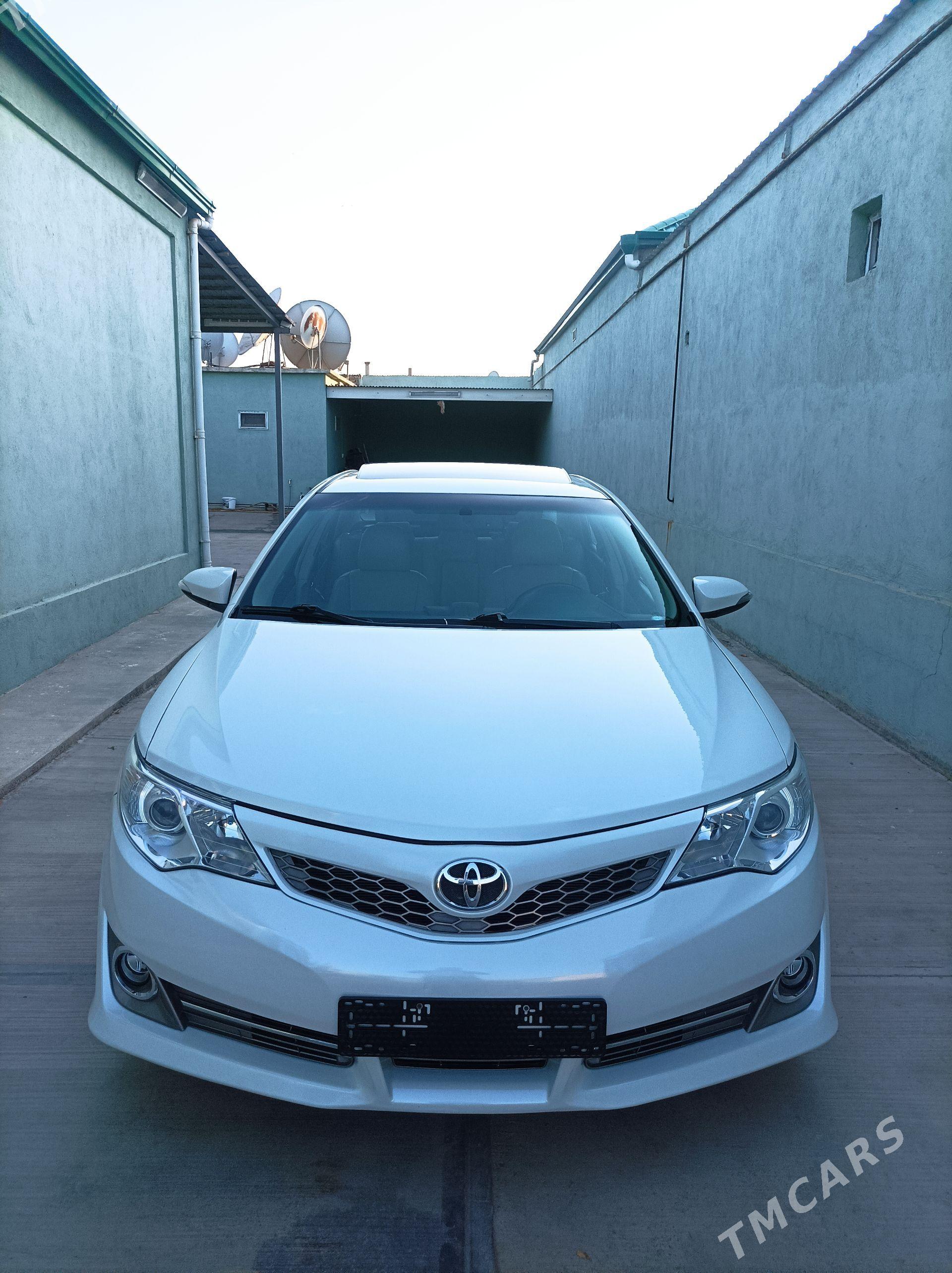 Toyota Camry 2013 - 260 000 TMT - Чоганлы - img 1