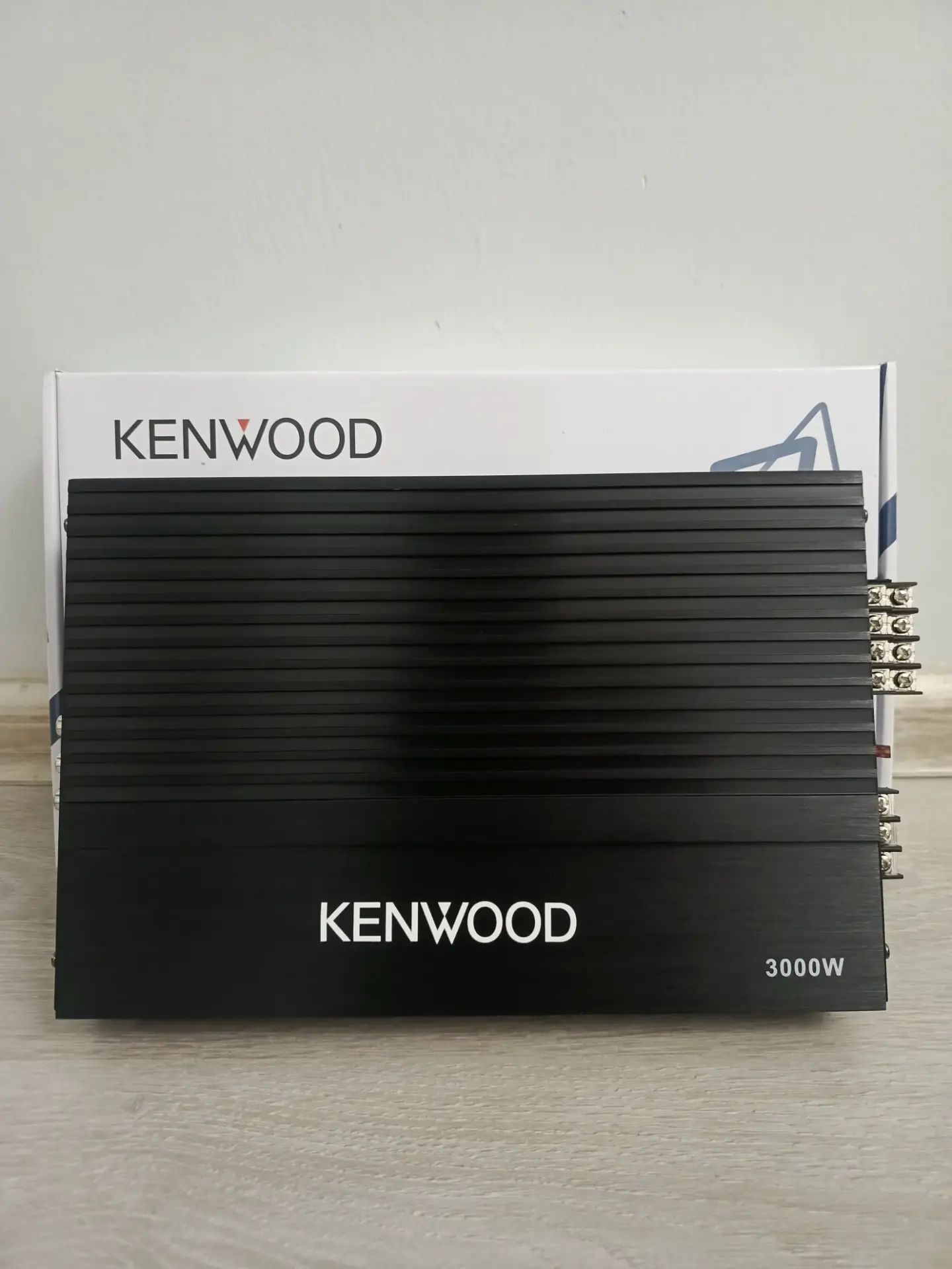 Usilitel Kenwood 3000w 750 TMT - Гуртли - img 1