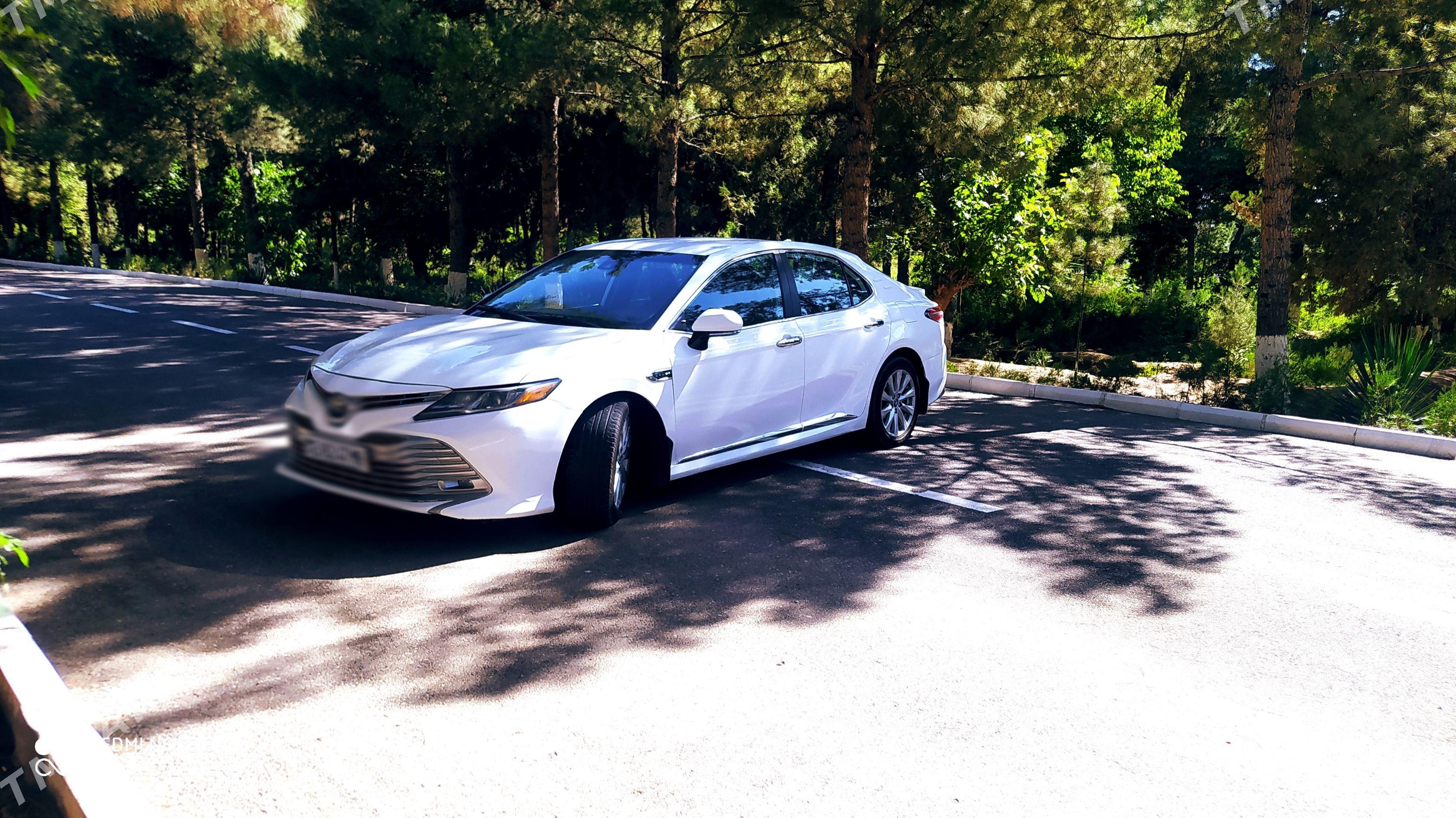 Toyota Camry 2019 - 279 000 TMT - Мары - img 1