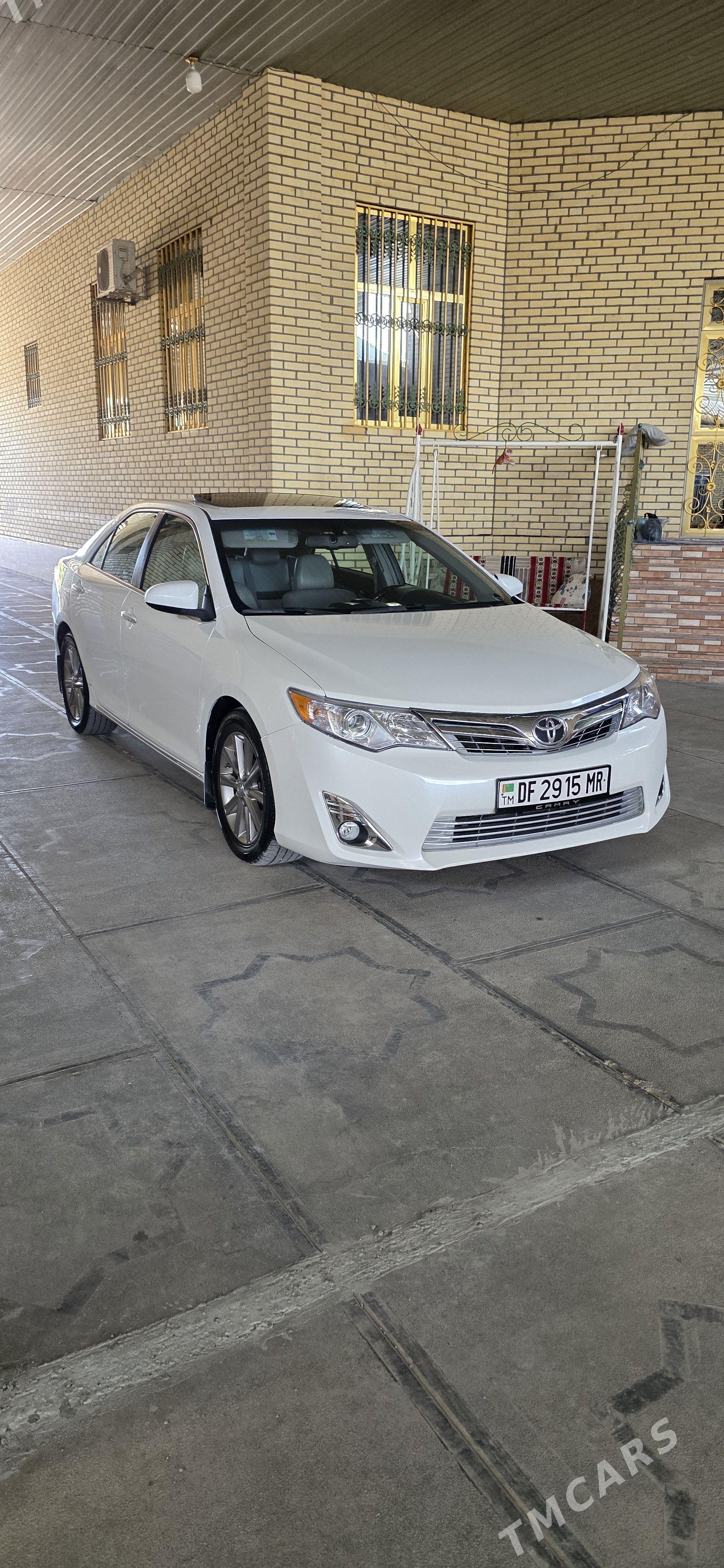 Toyota Camry 2012 - 250 000 TMT - Мары - img 1