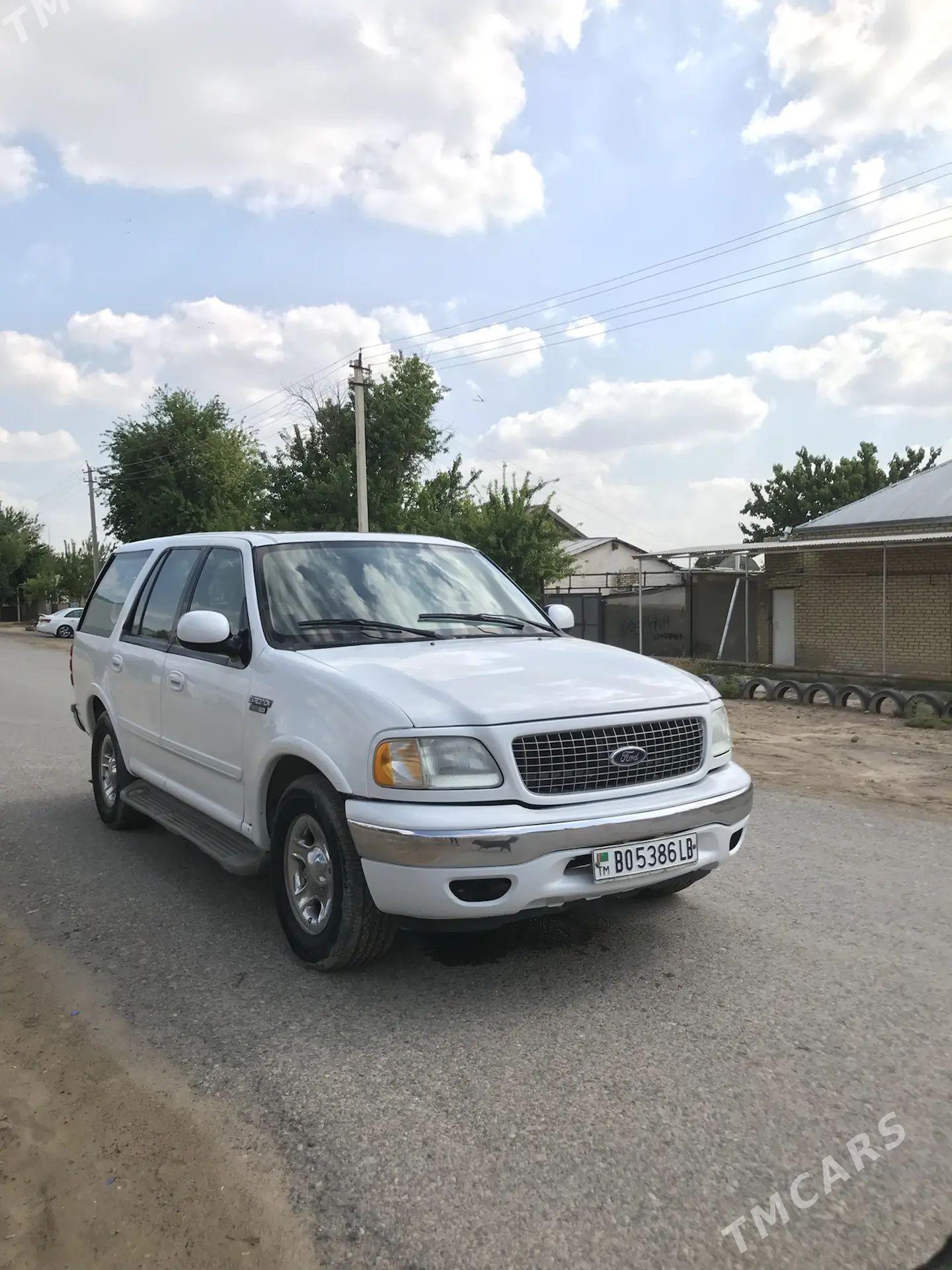 Ford Expedition 2002 - 64 000 TMT - Мары - img 1