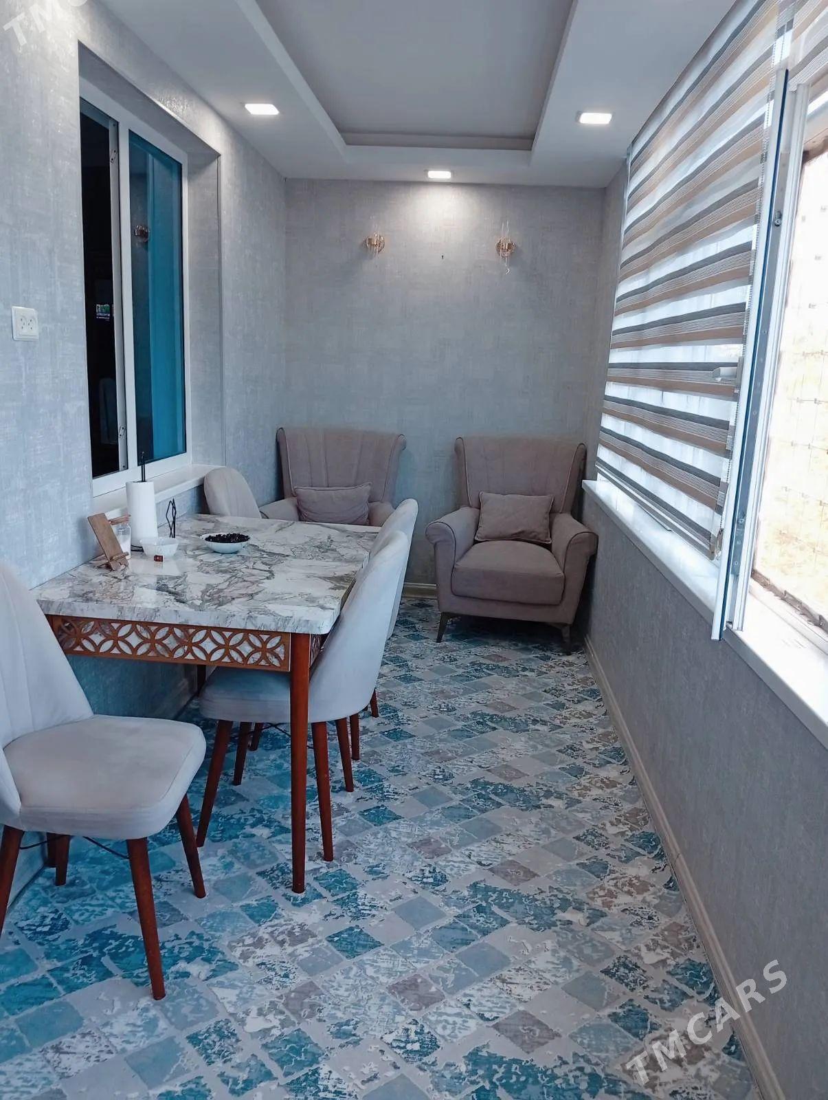 11 микр 1в2 комнаты 42м2 - Aşgabat - img 1