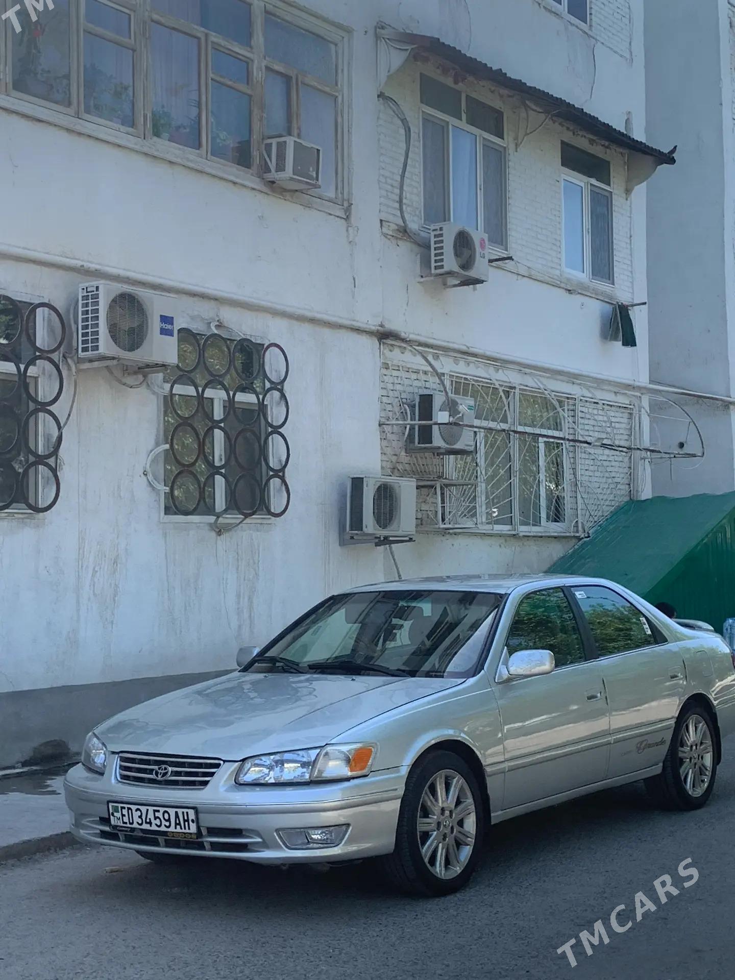 Toyota Camry 2000 - 163 000 TMT - Хитровка - img 1