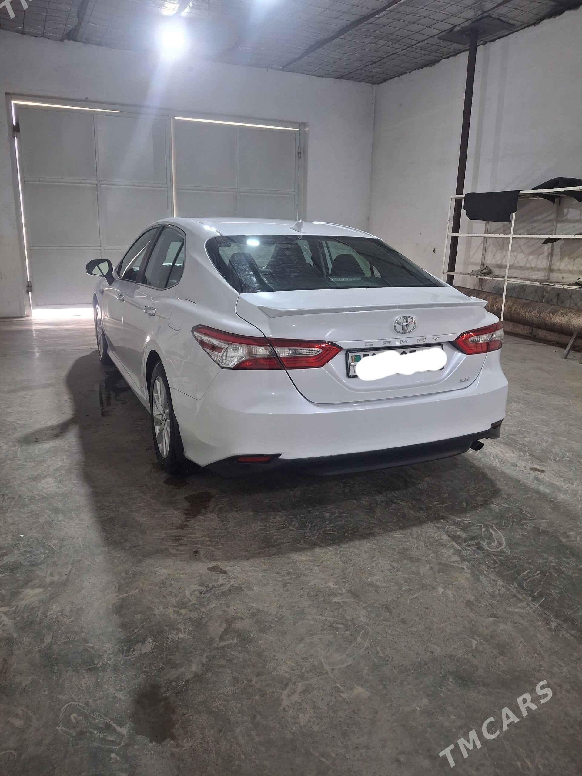 Toyota Camry 2020 - 330 000 TMT - Байрамали - img 1