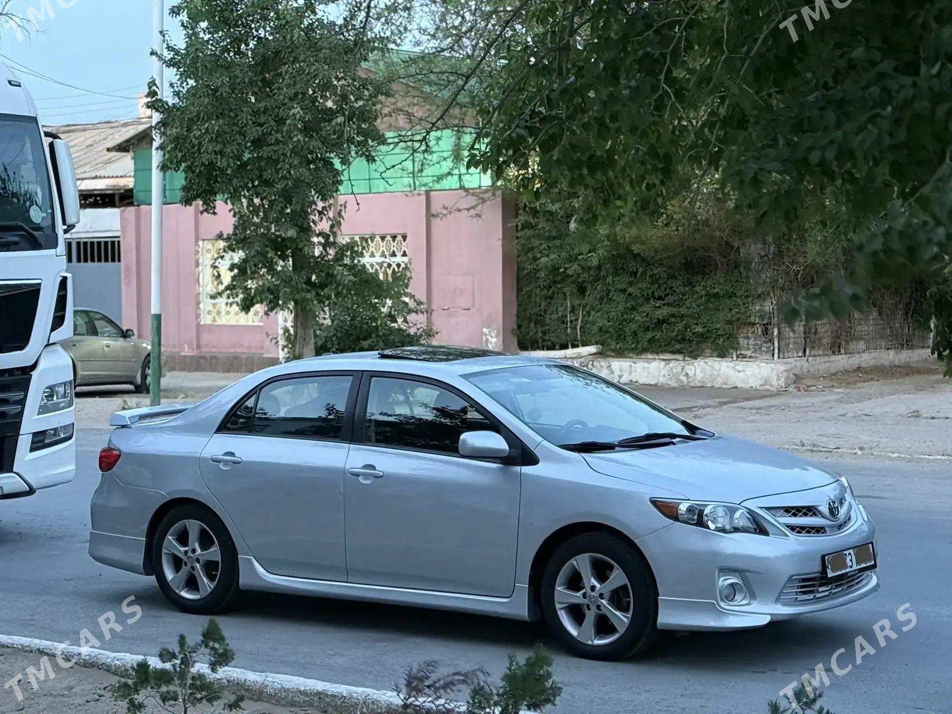 Toyota Corolla 2011 - 193 000 TMT - Туркменбаши - img 1