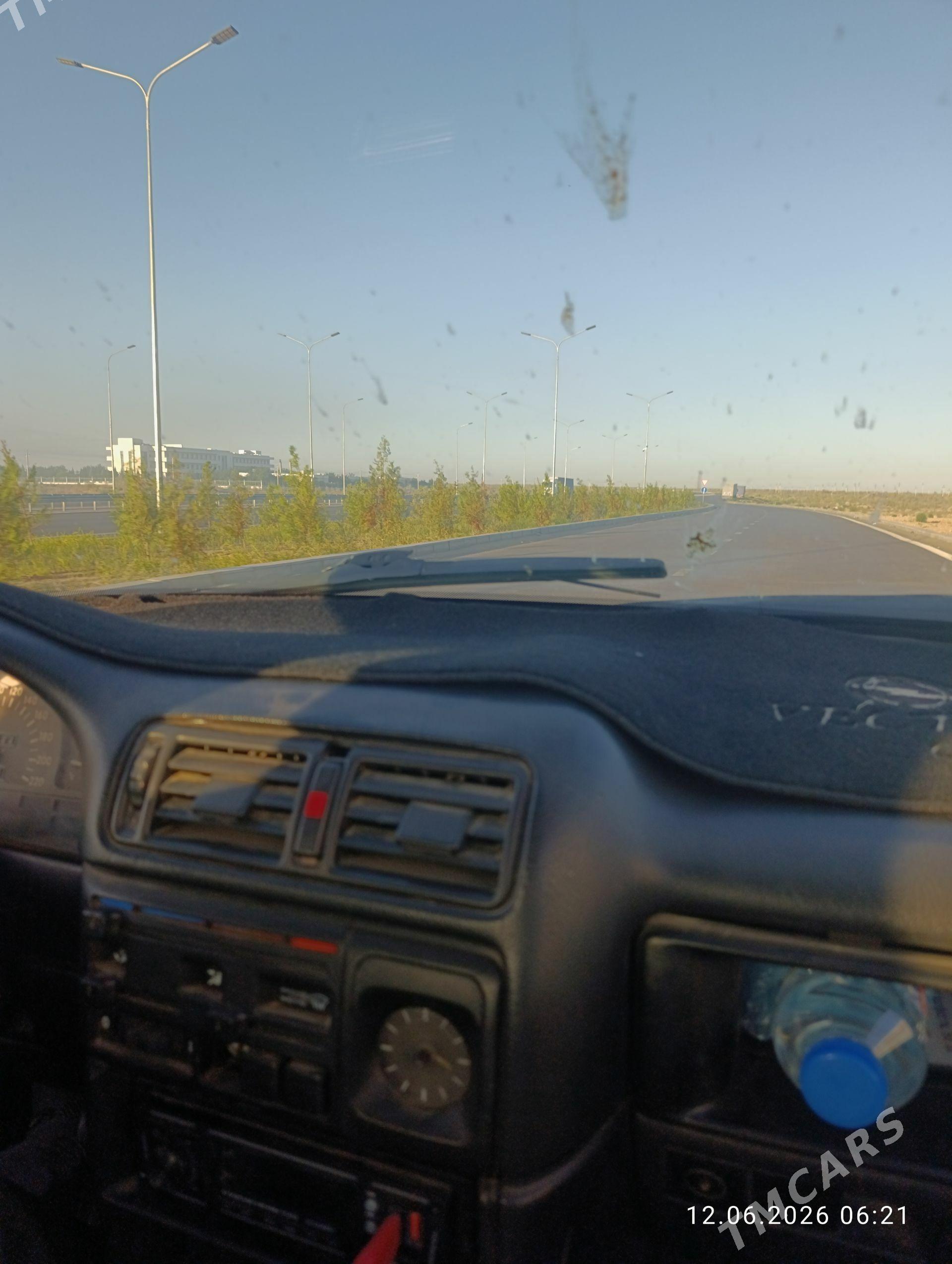 Opel Vectra 1990 - 47 000 TMT - Türkmenabat - img 1