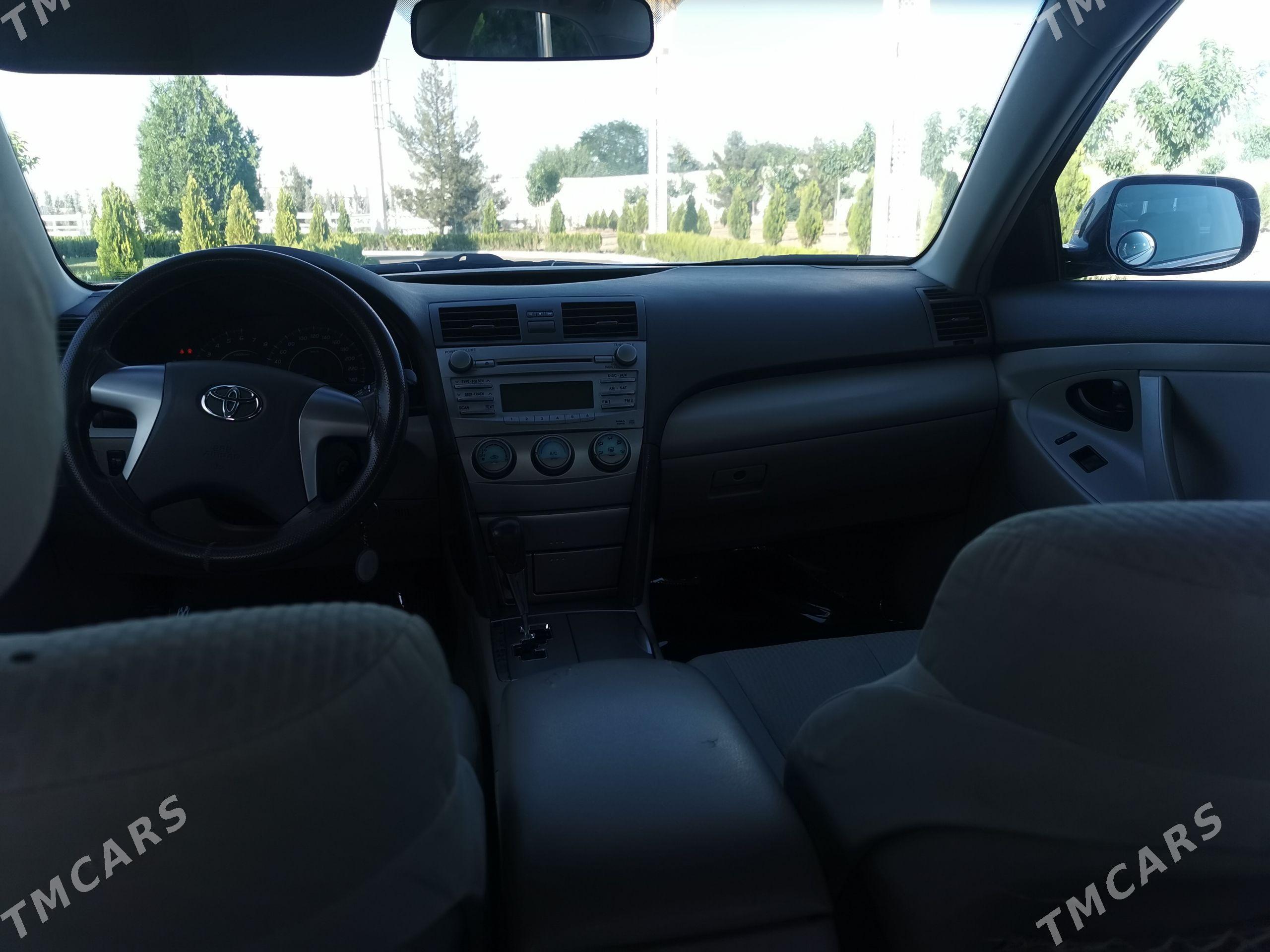 Toyota Camry 2008 - 165 000 TMT - Бедев - img 1