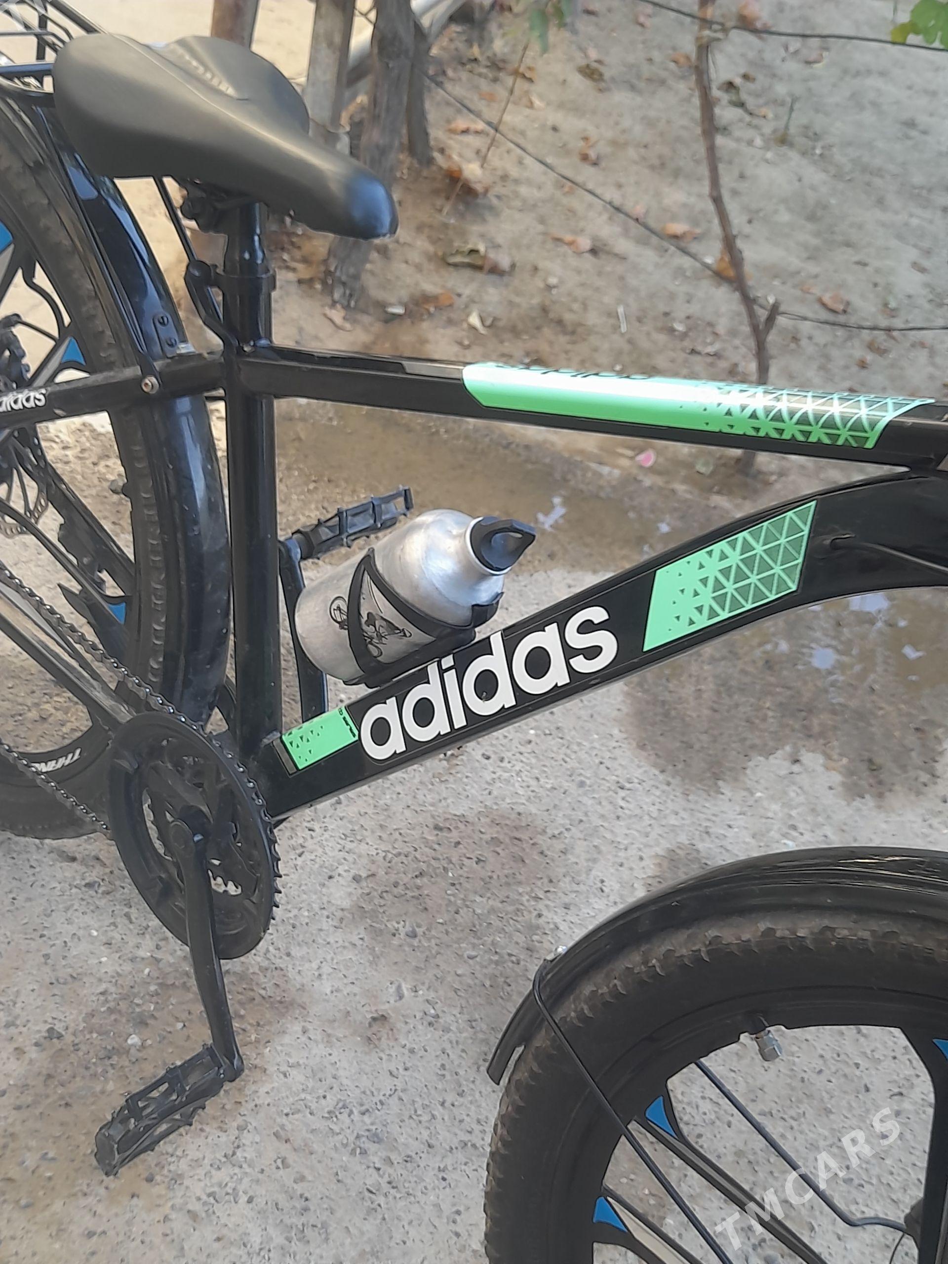 adidas tigir - Бузмеин - img 1