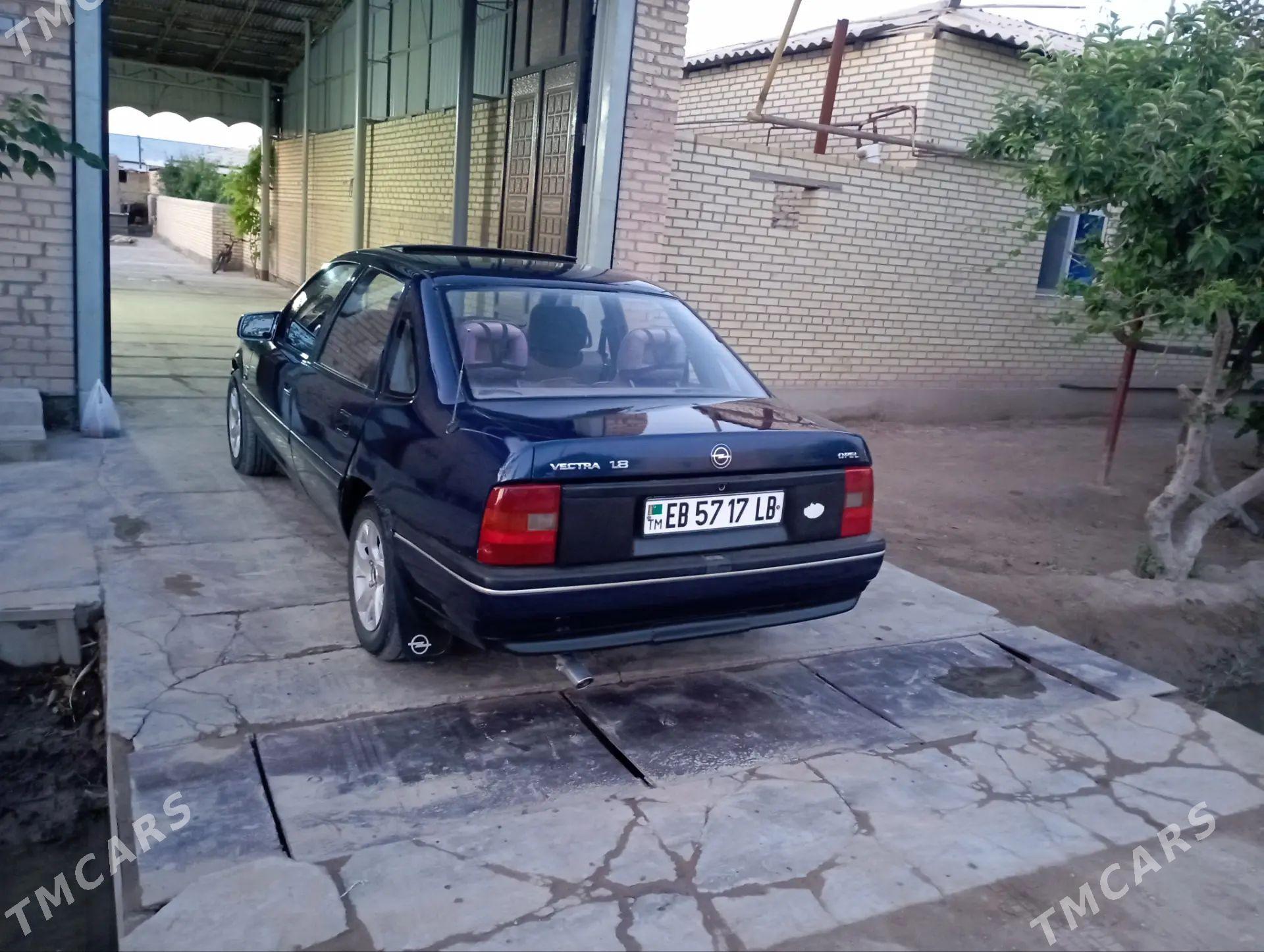 Opel Vectra 1993 - 45 000 TMT - Darganata - img 1