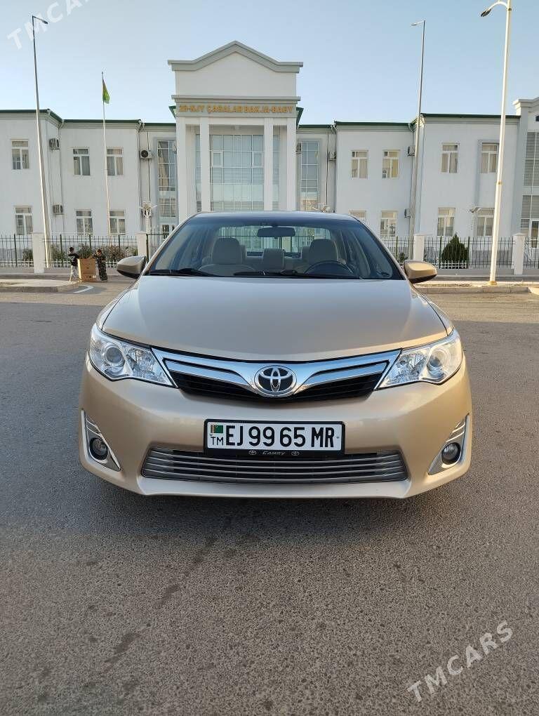 Toyota Camry 2011 - 244 000 TMT - Мары - img 1