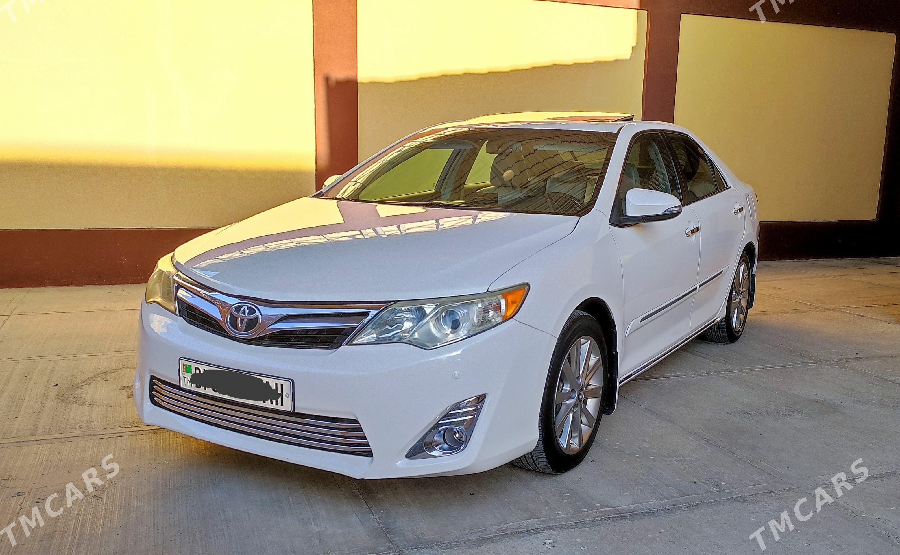 Toyota Camry 2013 - 300 000 TMT - Гёкдепе - img 1
