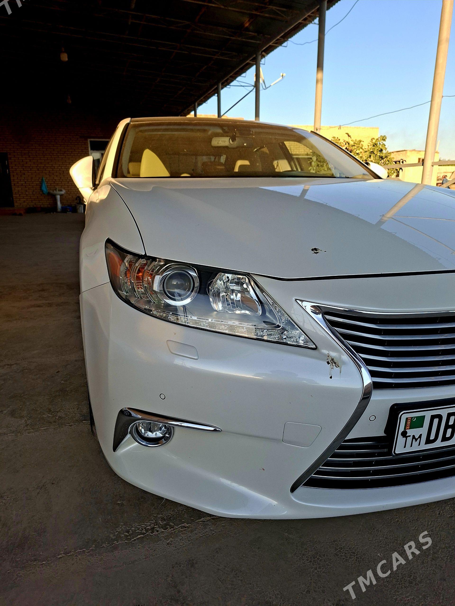Lexus ES 350 2015 - 490 000 TMT - Çärjew - img 1