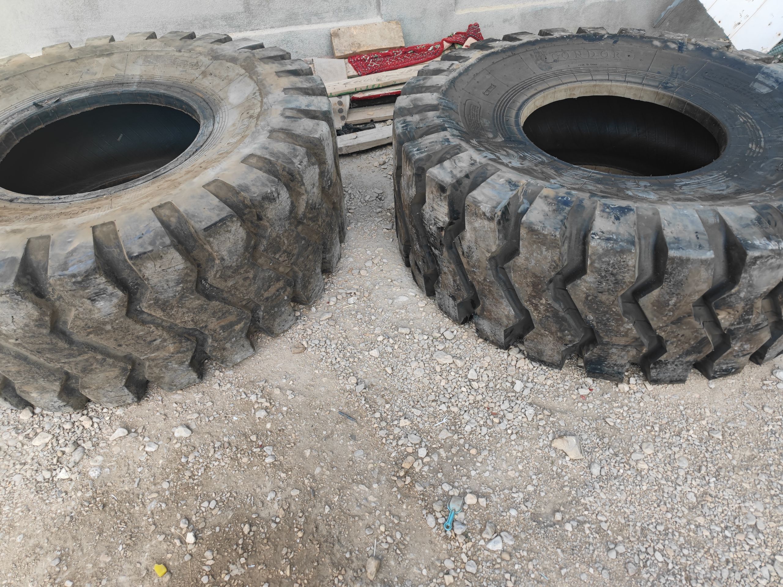 Teker 23.5 -25 14 000 TMT - Balkanabat - img 1