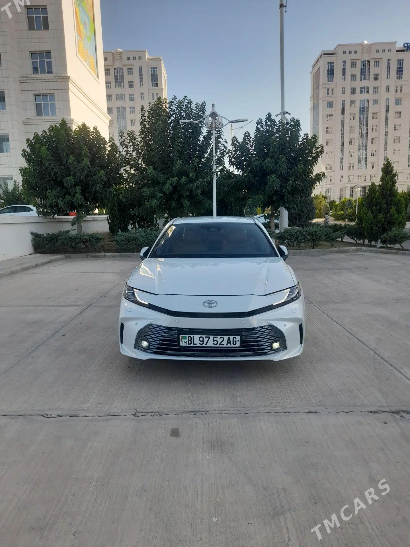 Toyota Camry 2024 - 620 000 TMT - Ялкым - img 1