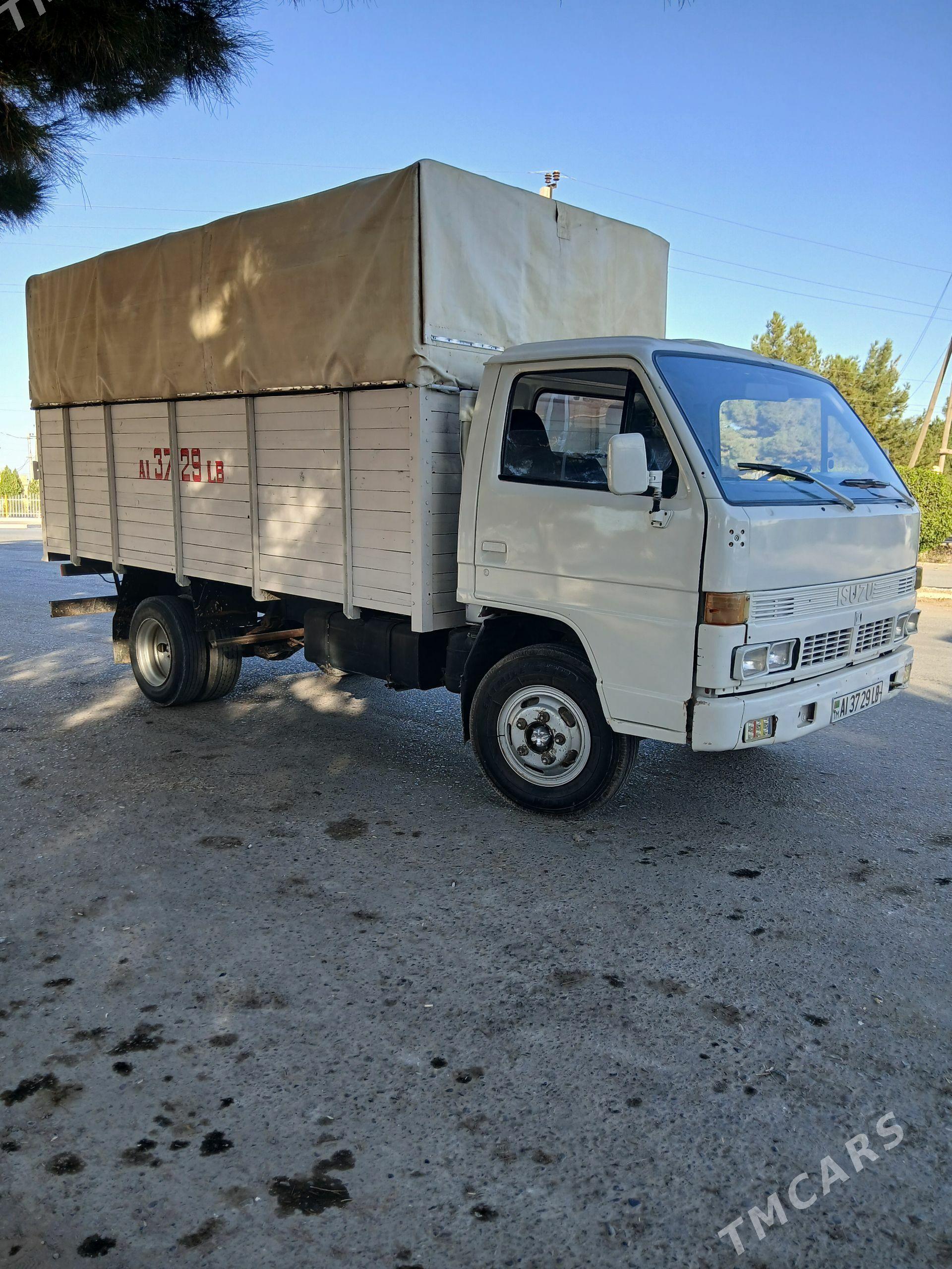 Mitsubishi Canter 1996 - 130 000 TMT - Saýat - img 1