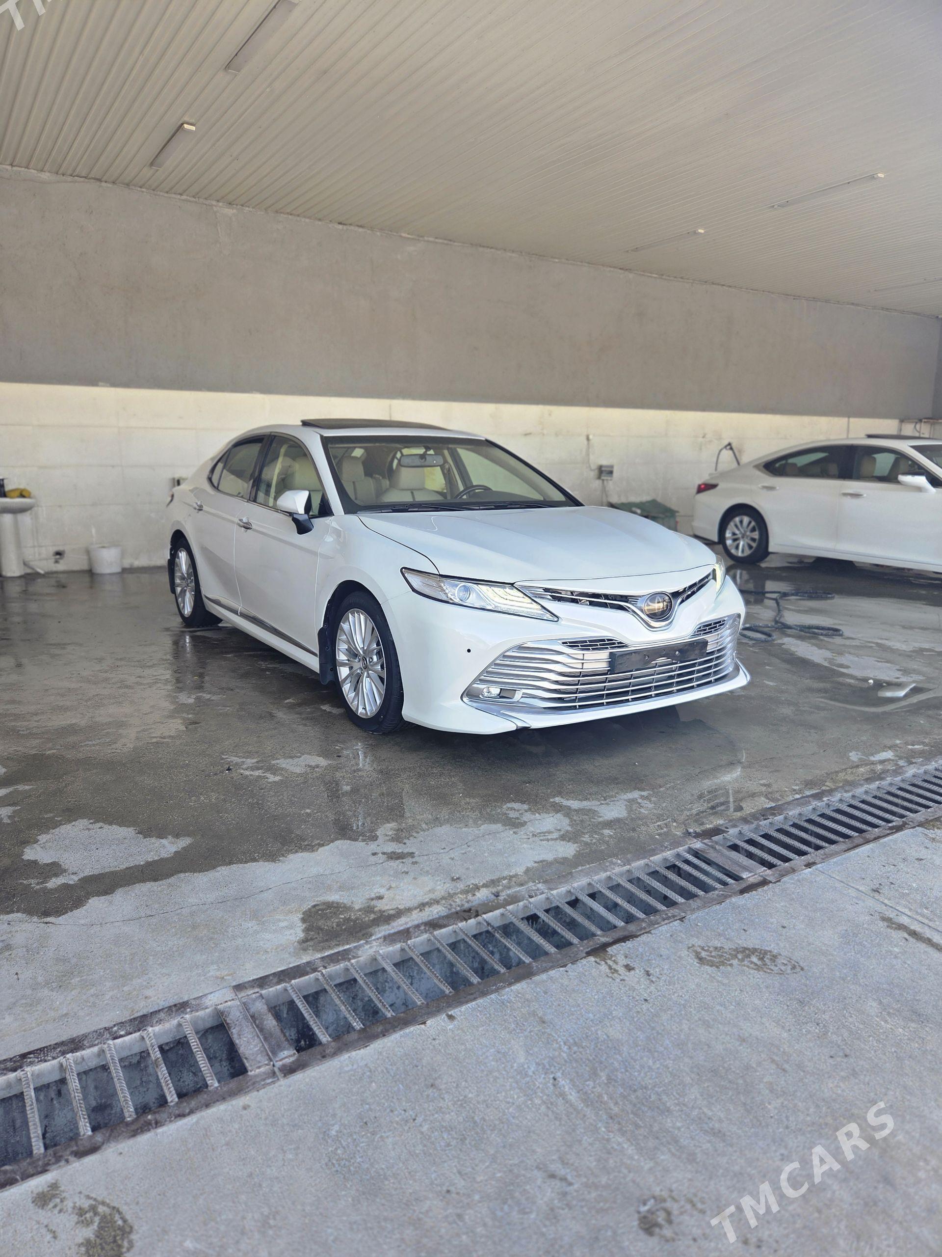 Toyota Camry 2019 - 510 000 TMT - Aşgabat - img 1