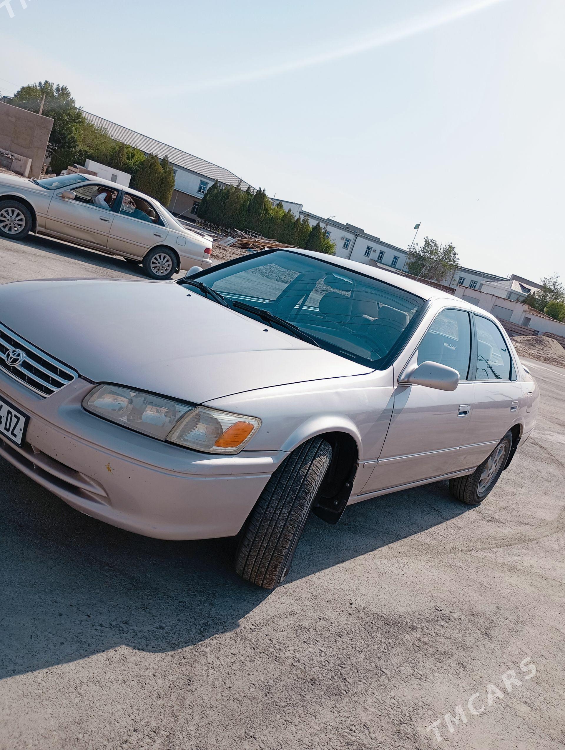 Toyota Camry 1999 - 156 000 TMT - Кёнеургенч - img 1