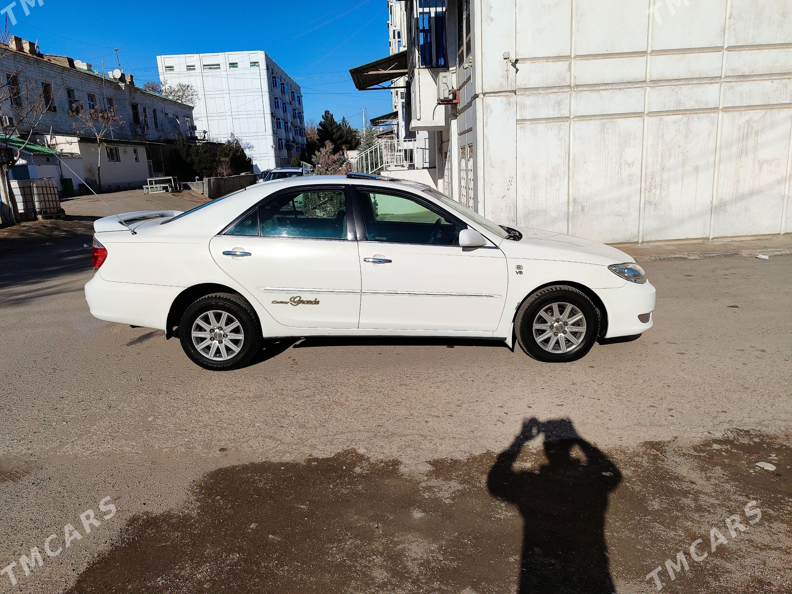 Toyota Camry 2003 - 210 000 TMT - Туркменбаши - img 1