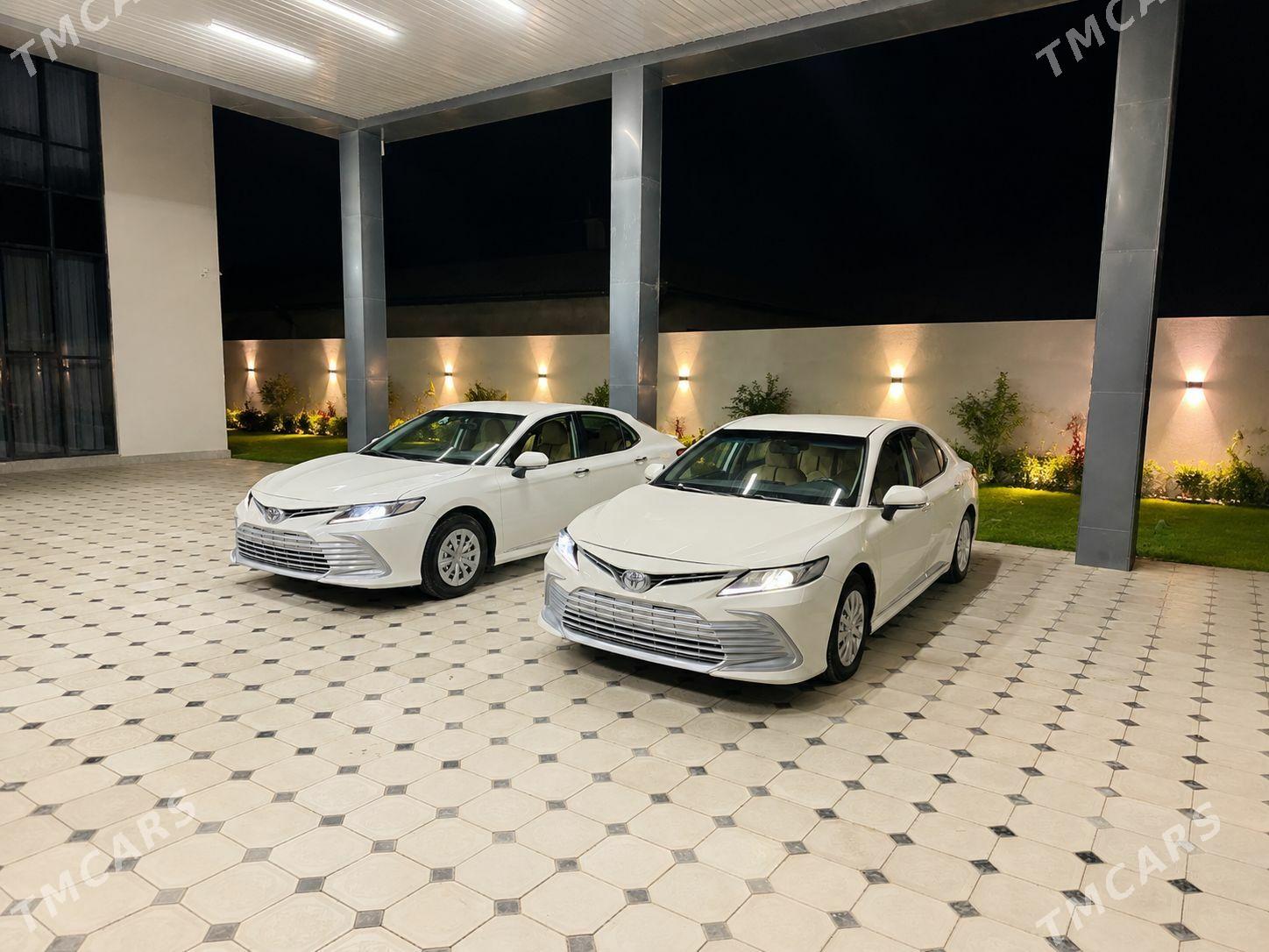Toyota Camry 2022 - 255 000 TMT - Aşgabat - img 1