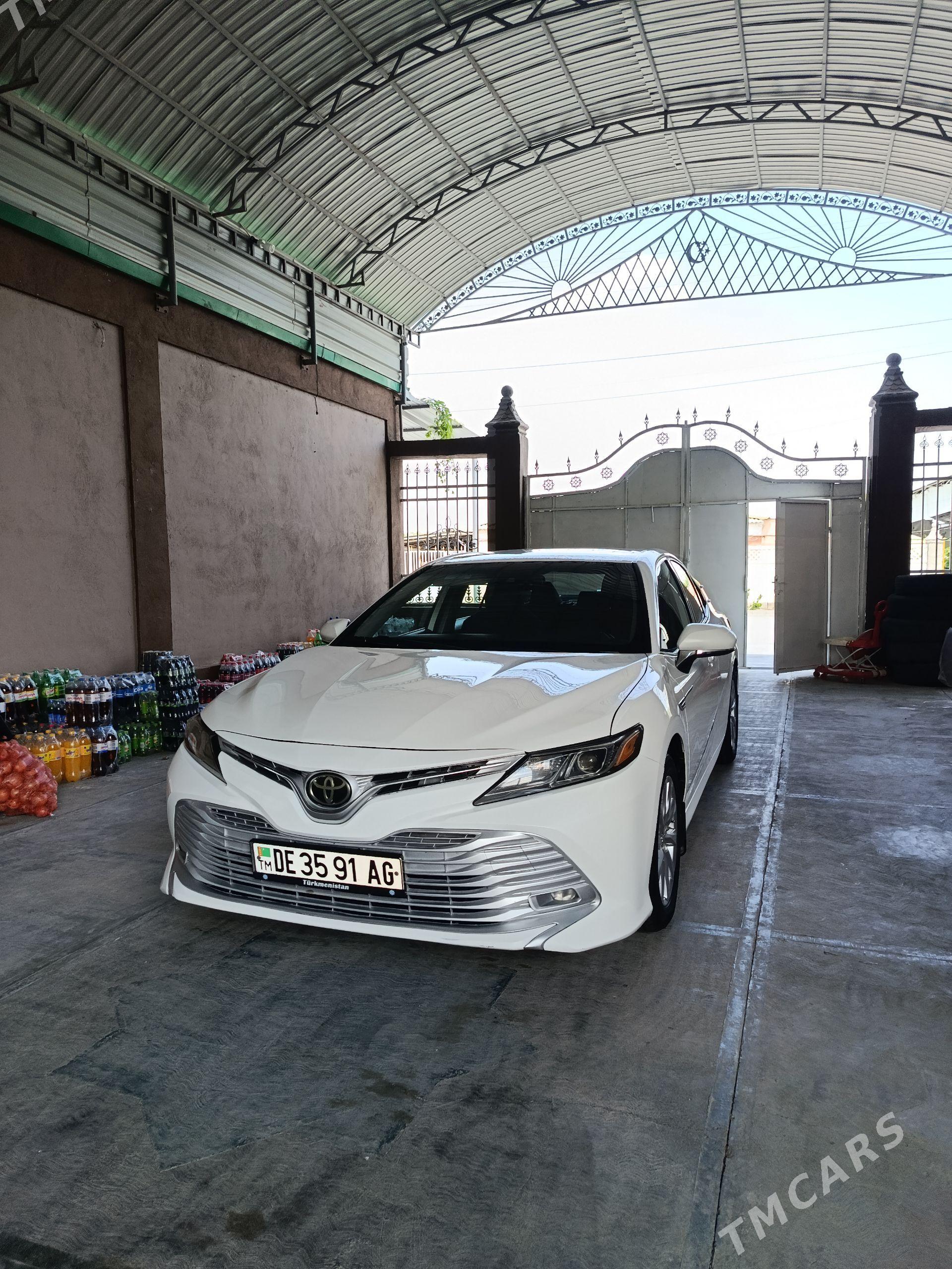 Toyota Camry 2019 - 300 000 TMT - Багир - img 1