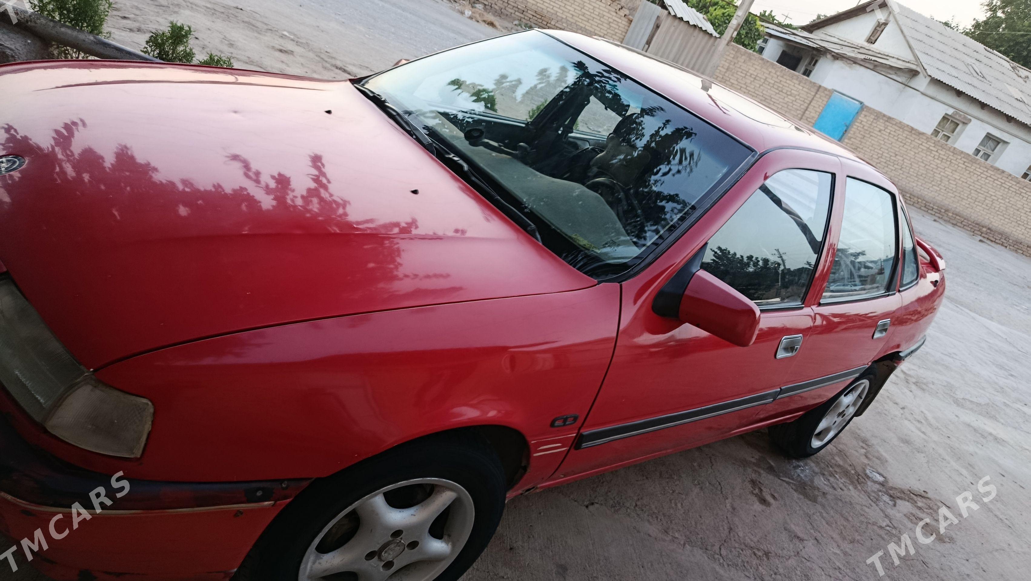 Opel Vectra 1992 - 40 000 TMT - Kerki - img 1