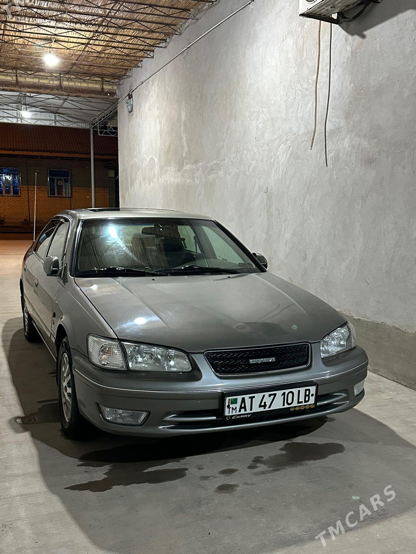 Toyota Camry 1997 - 210 000 TMT - Саят - img 1