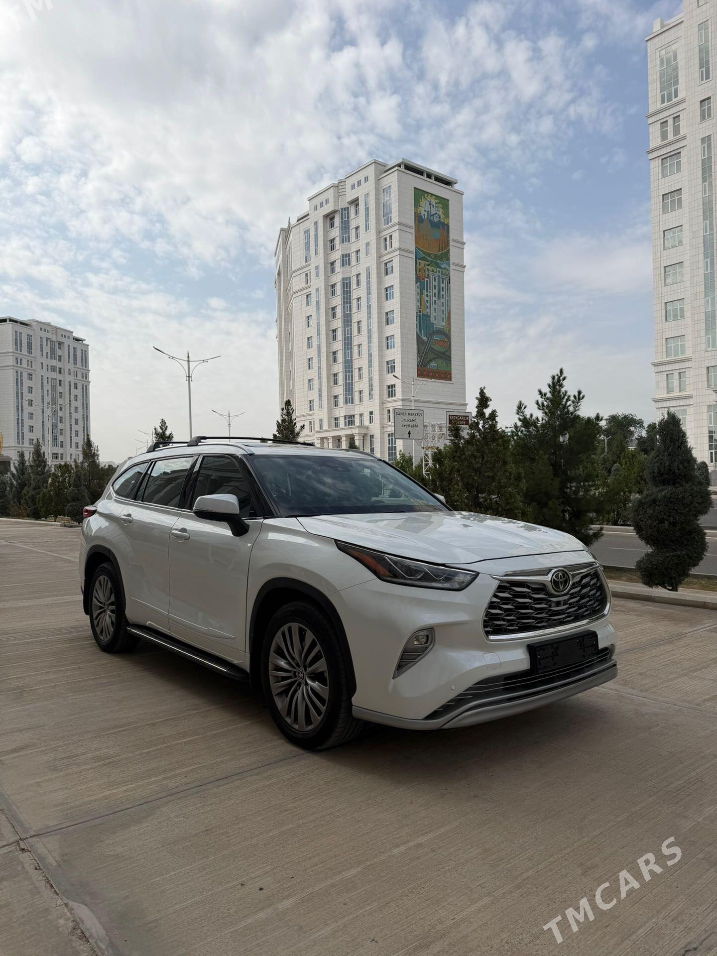 Toyota Highlander 2022 - 620 000 TMT - Aşgabat - img 1