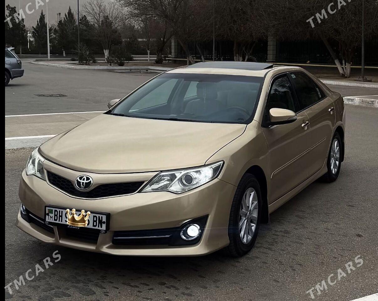 Toyota Camry 2012 - 290 000 TMT - Балканабат - img 1