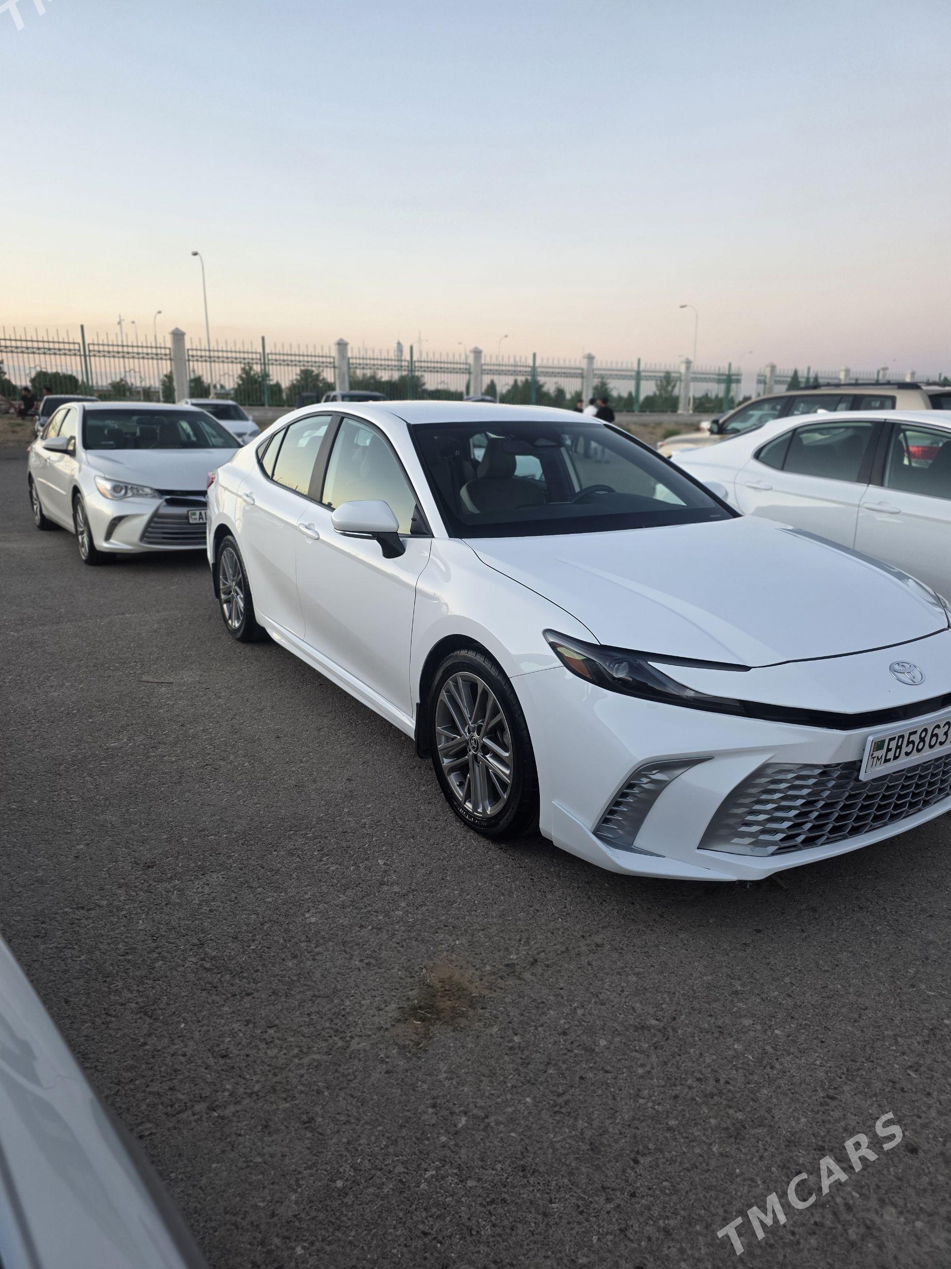 Toyota Camry 2025 - 390 000 TMT - Мары - img 1