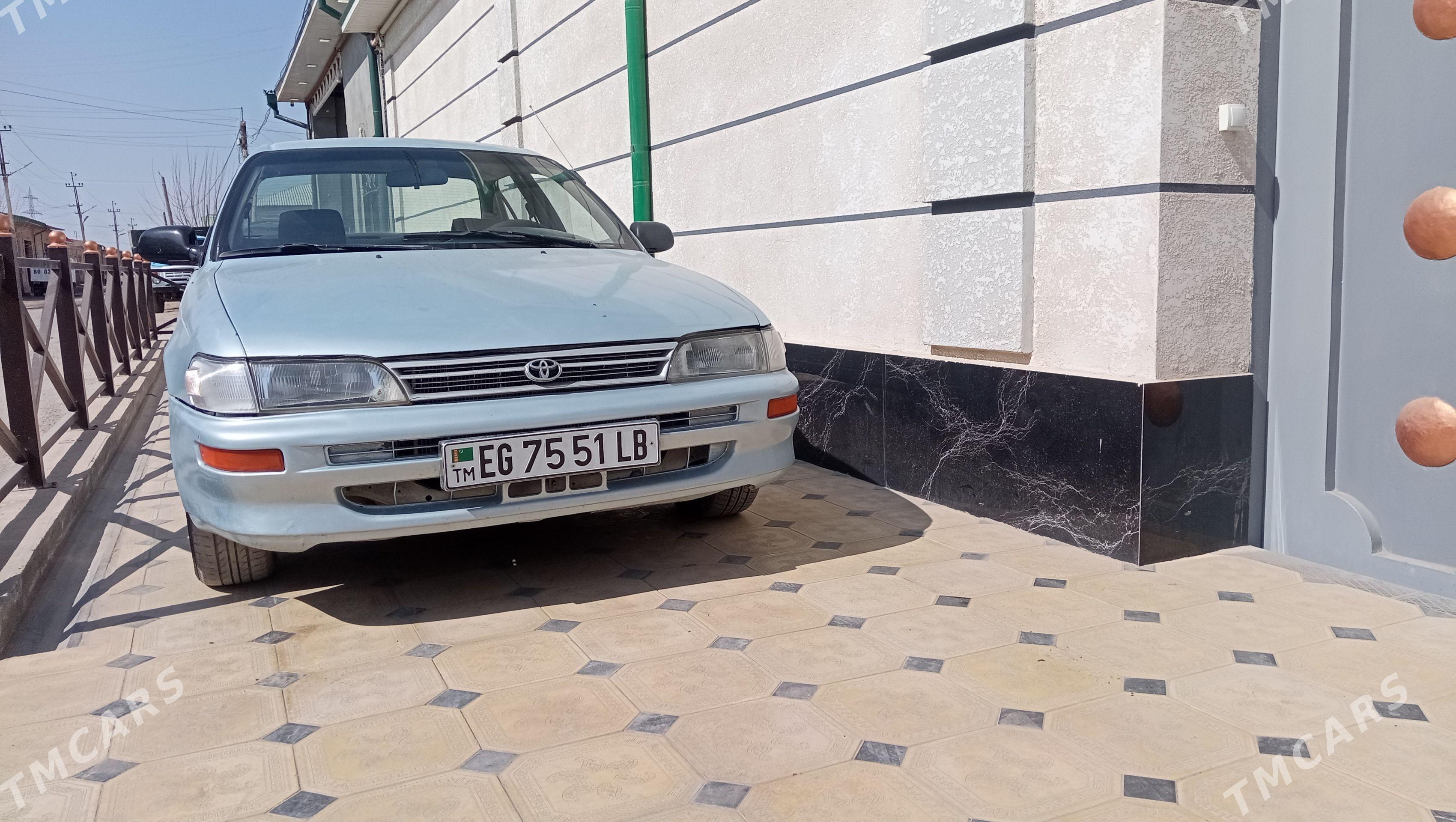 Toyota Corolla 1995 - 66 000 TMT - Туркменабат - img 1