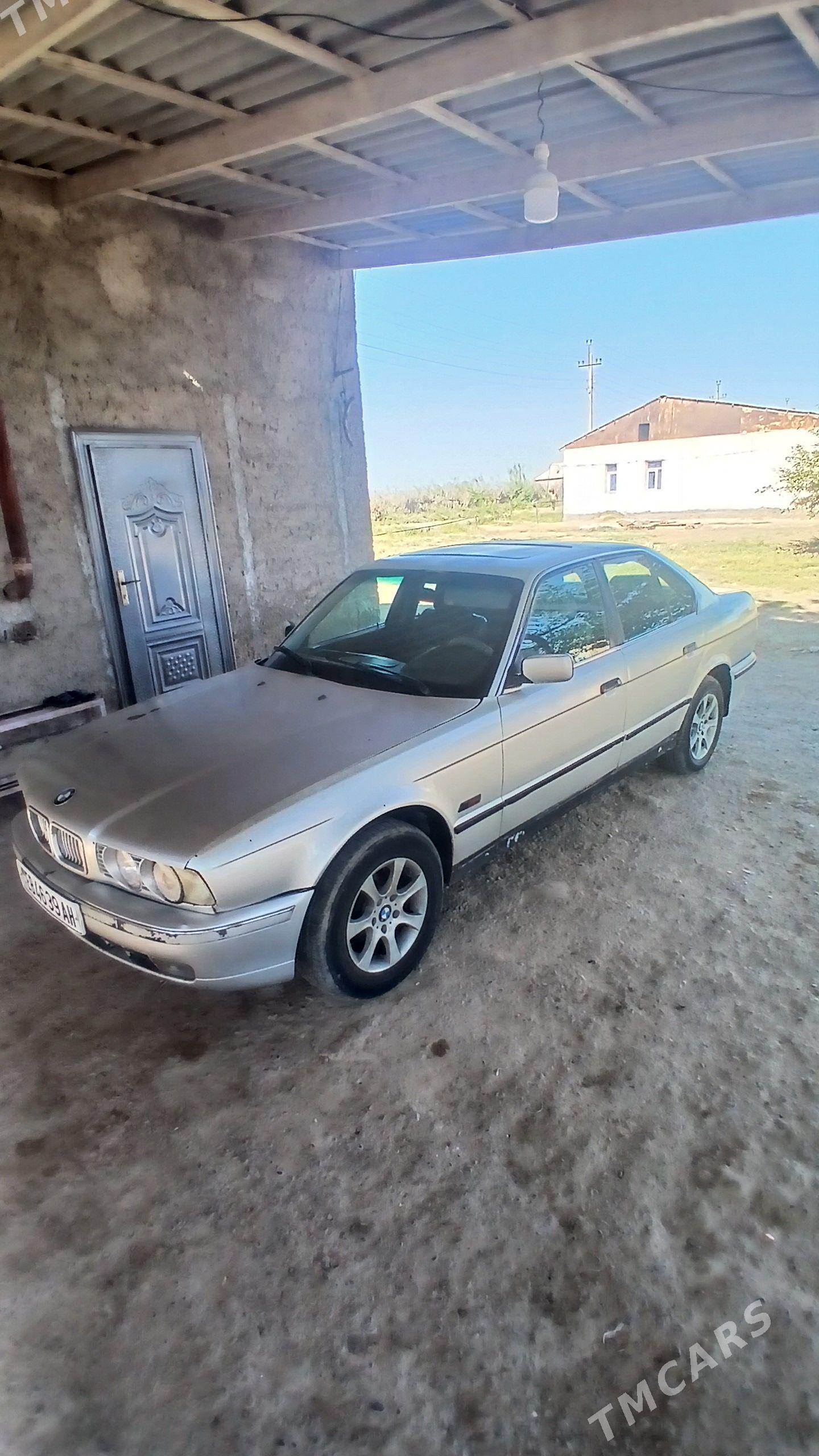 BMW 528 1994 - 50 000 TMT - Tejen - img 1