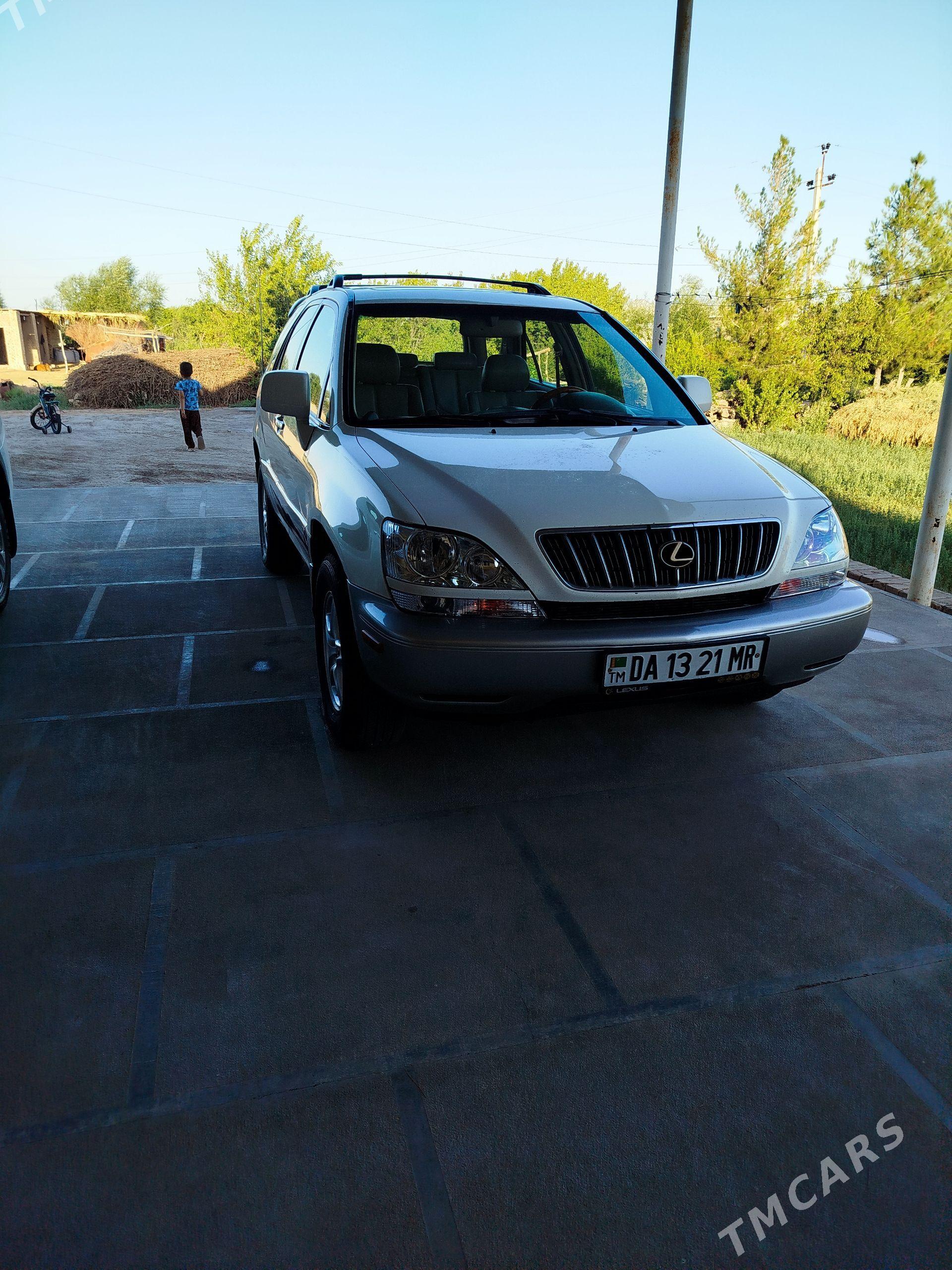Lexus RX 300 2001 - 260 000 TMT - Байрамали - img 1