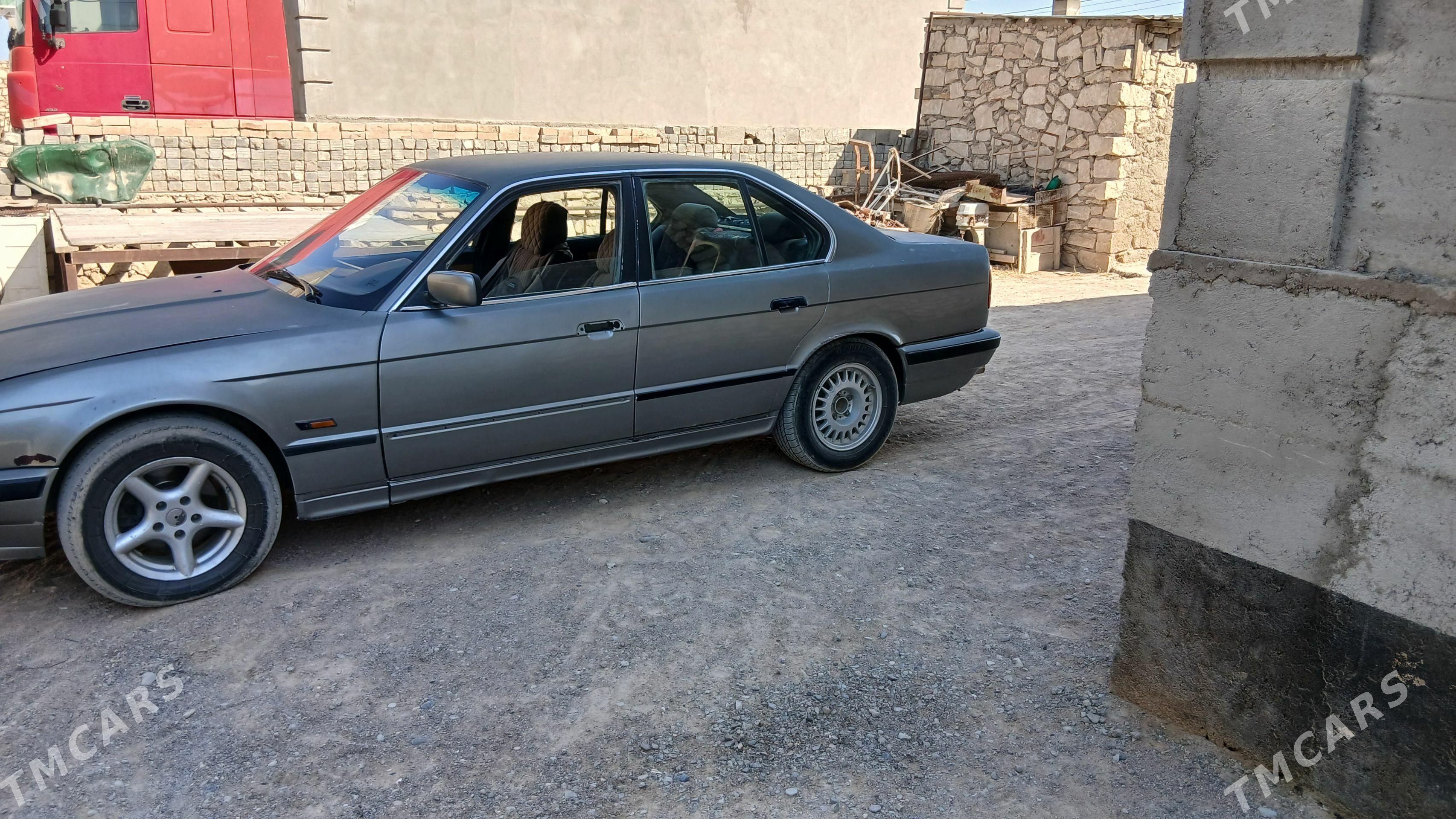 BMW 520 1991 - 40 000 TMT - Türkmenbaşy - img 1
