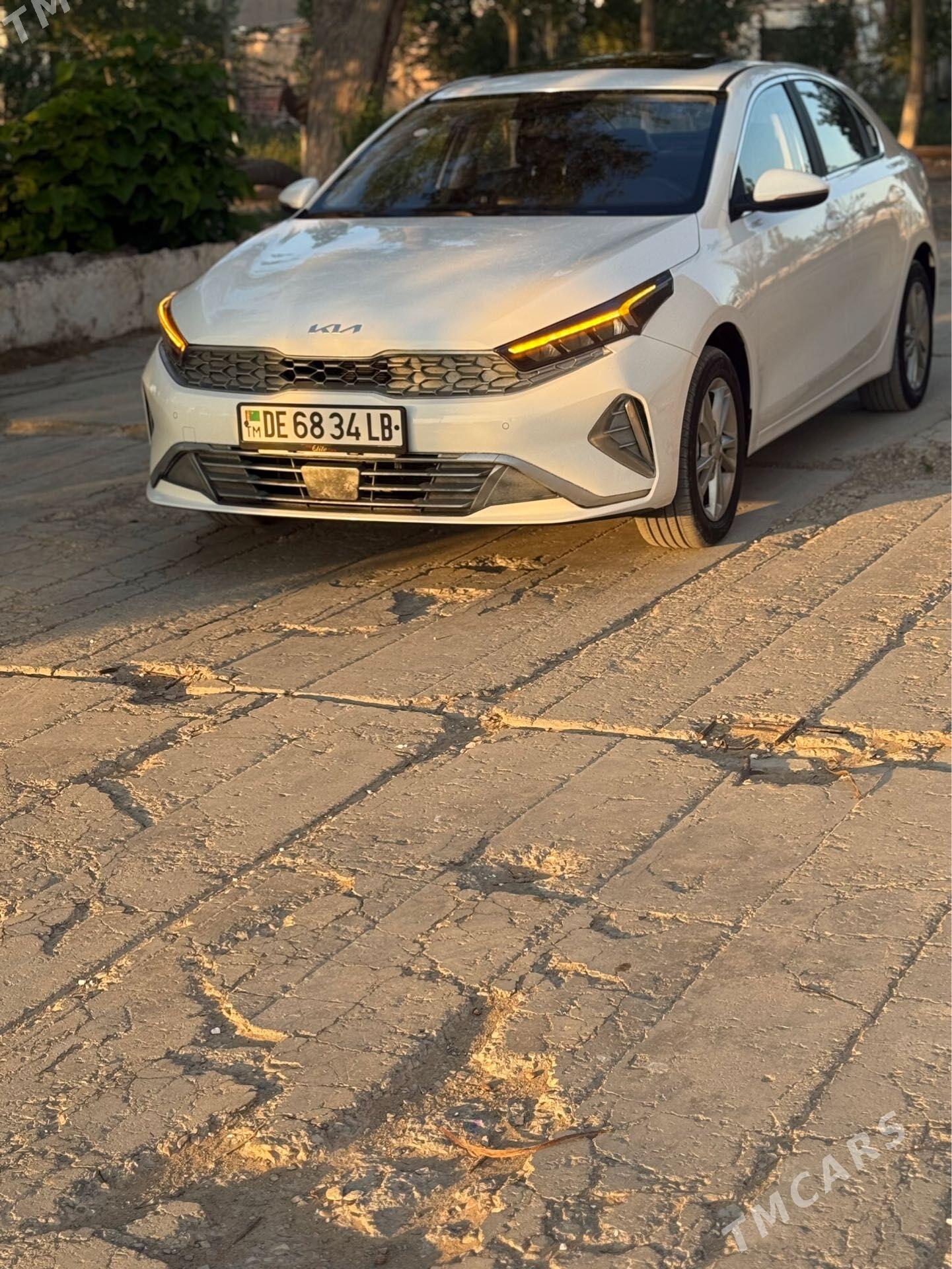 Kia K3 2025 - 285 000 TMT - Туркменабат - img 1
