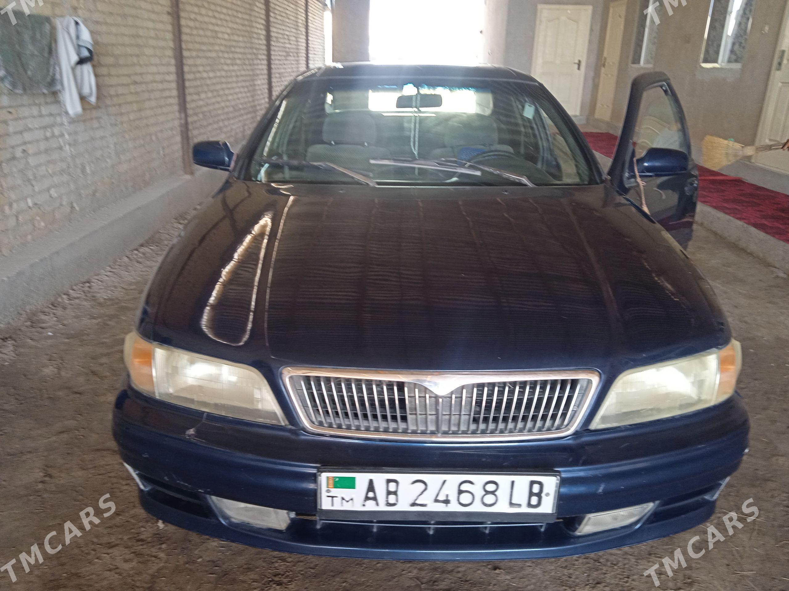 Nissan Maxima 1995 - 72 000 TMT - Сакар - img 1
