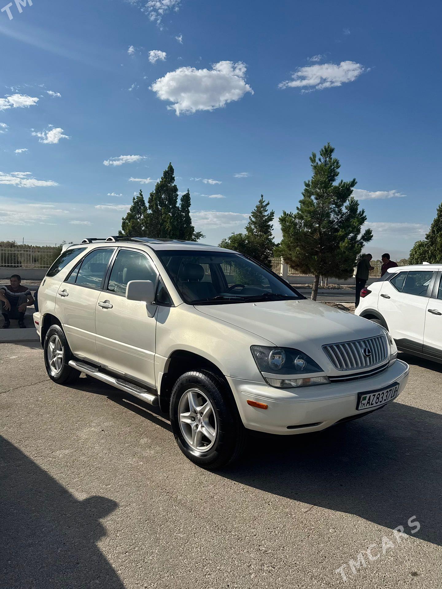 Lexus RX 300 2000 - 230 000 TMT - Сакар - img 1
