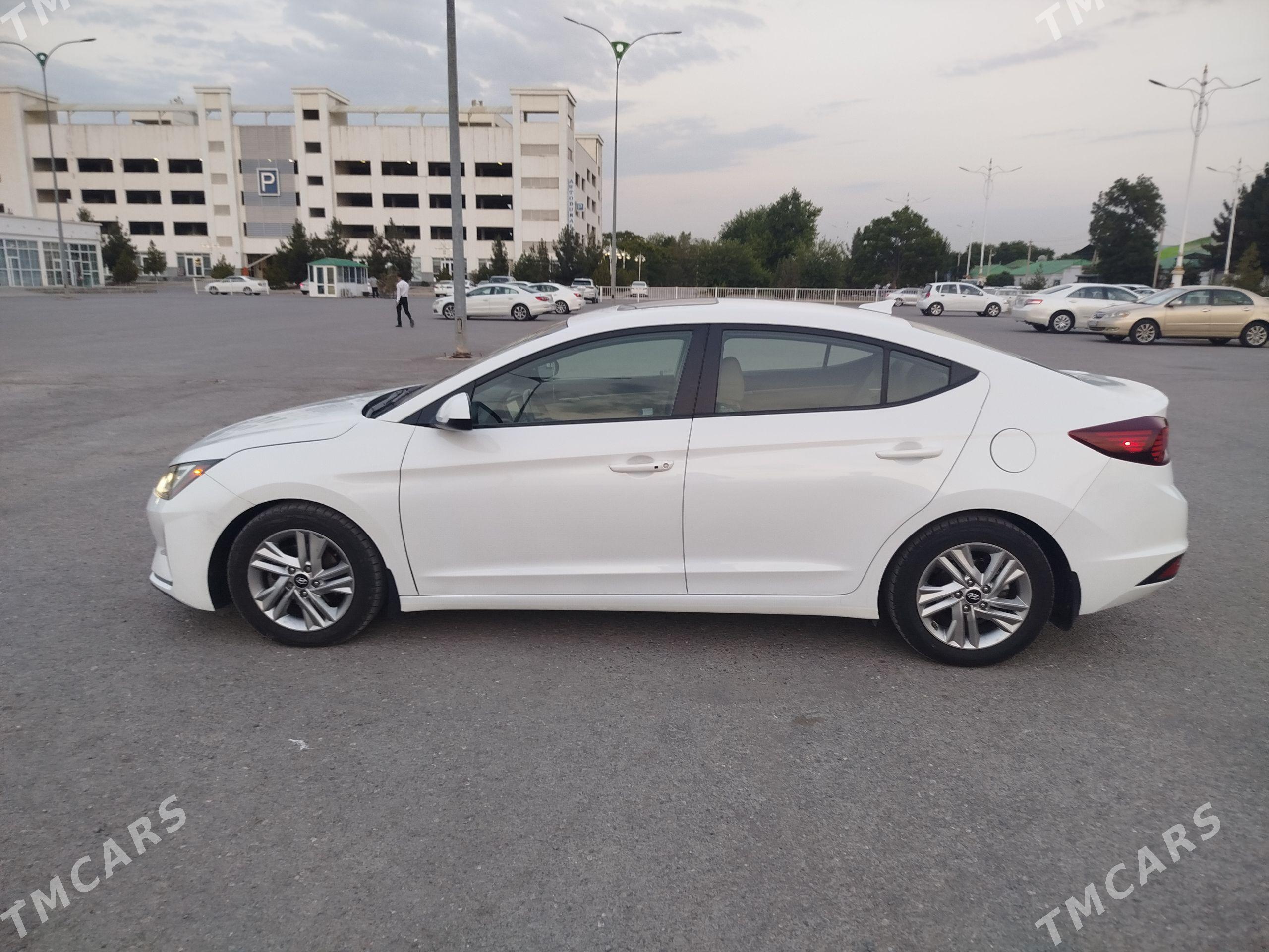 Hyundai Elantra 2020 - 240 000 TMT - Хитровка - img 1