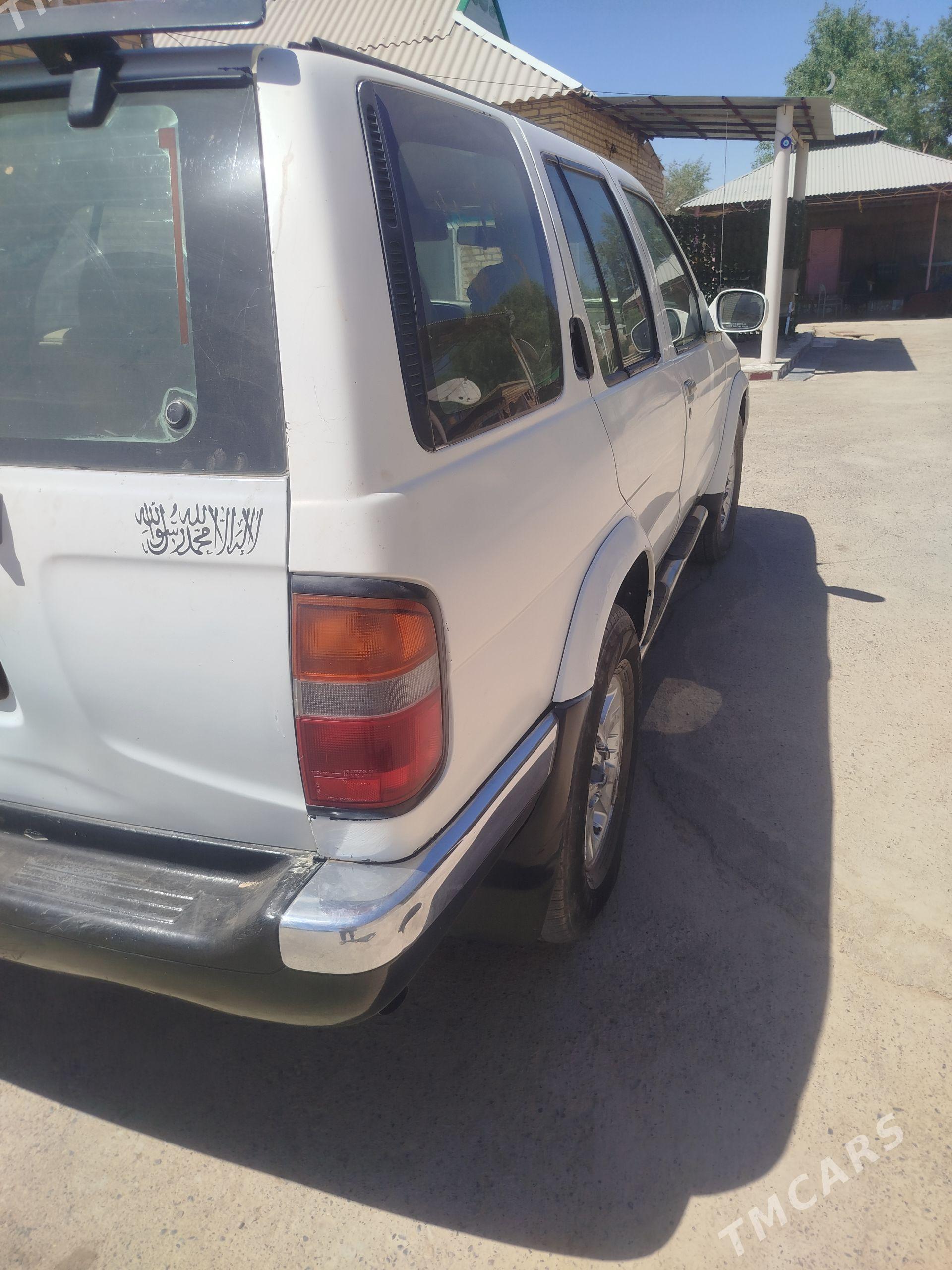 Nissan Pathfinder 1996 - 43 000 TMT - Babadaýhan - img 1