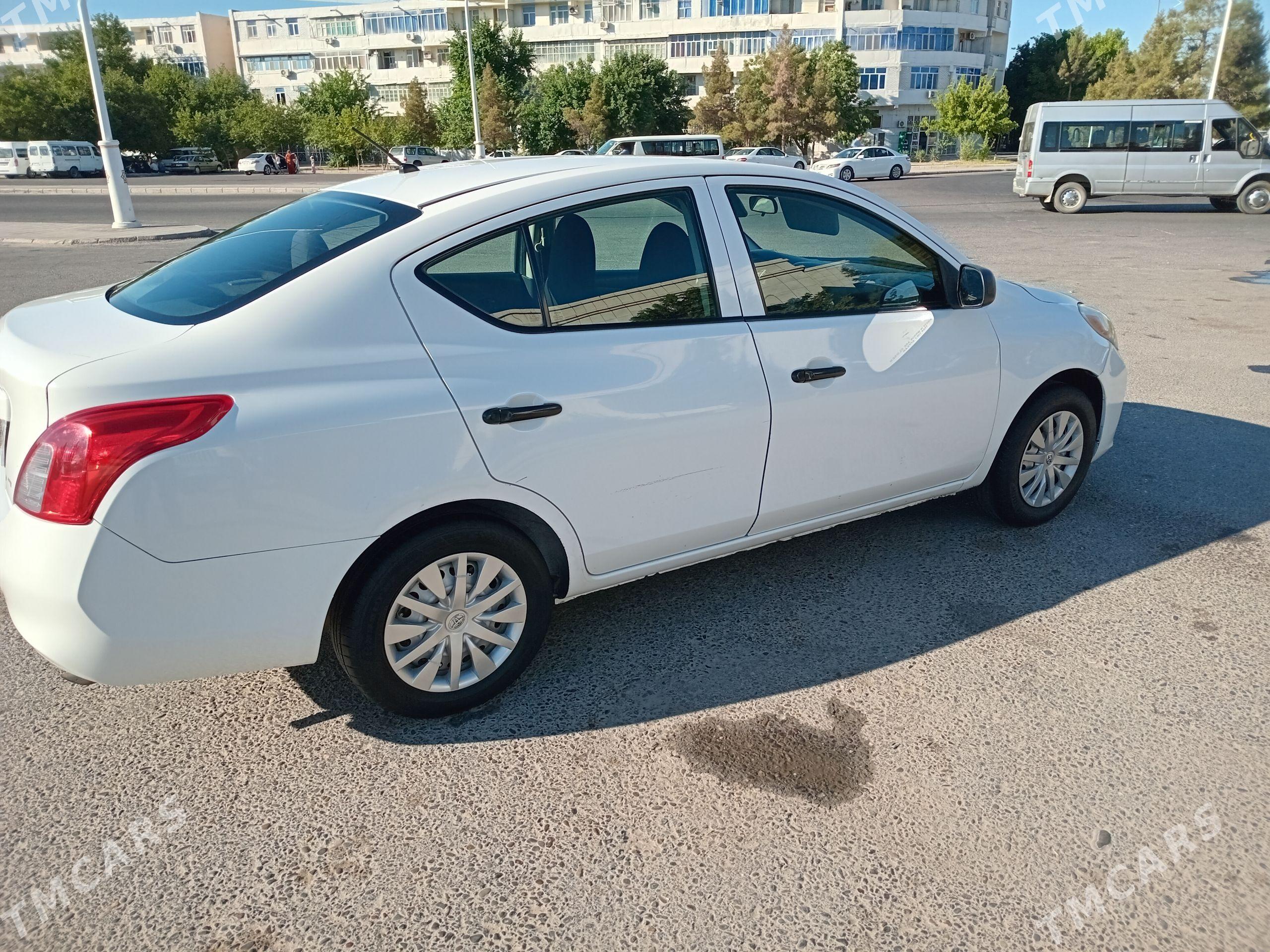 Nissan Versa 2014 - 125 000 TMT - Mary - img 1