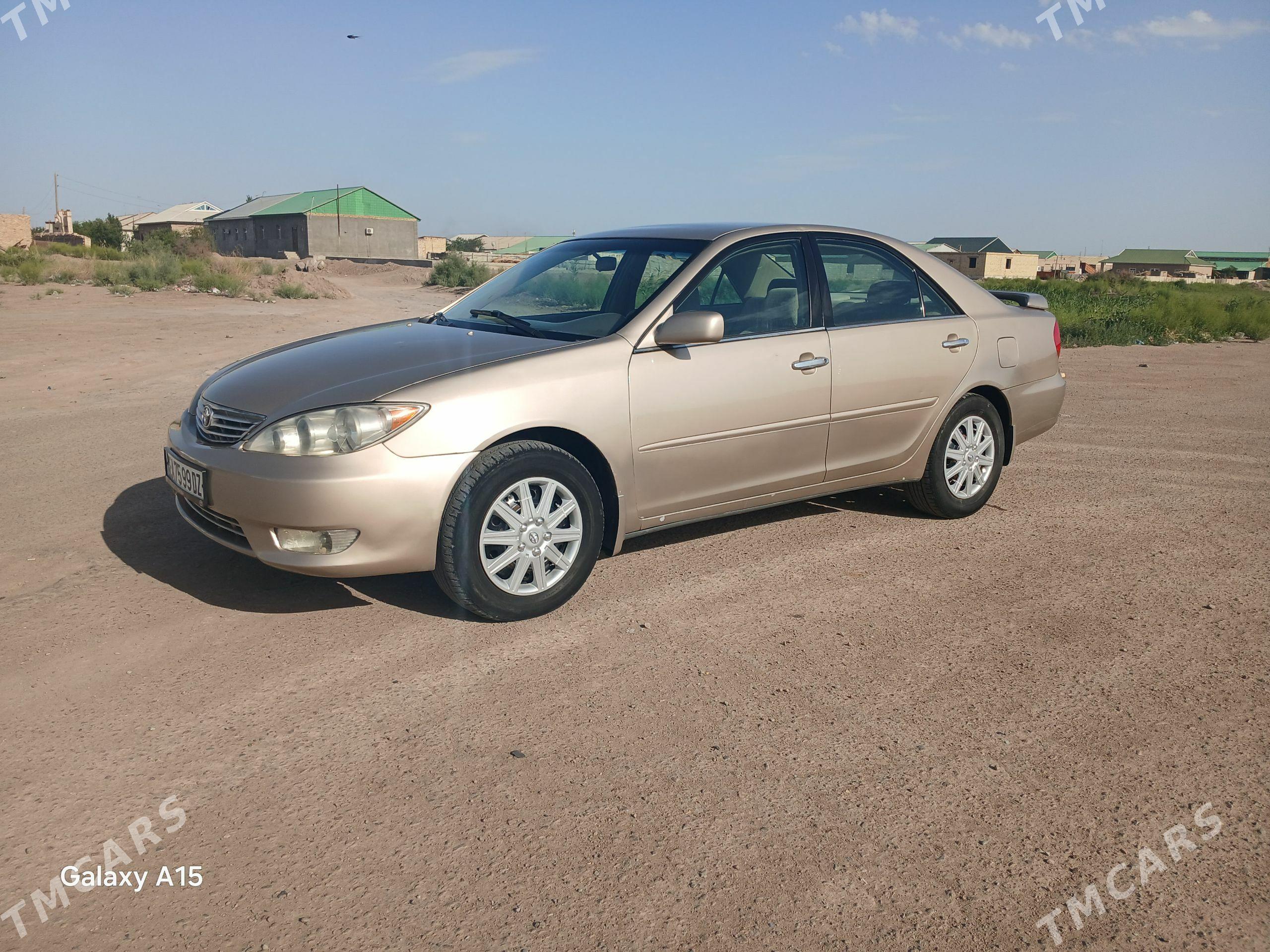 Toyota Camry 2003 - 187 000 TMT - Кёнеургенч - img 1