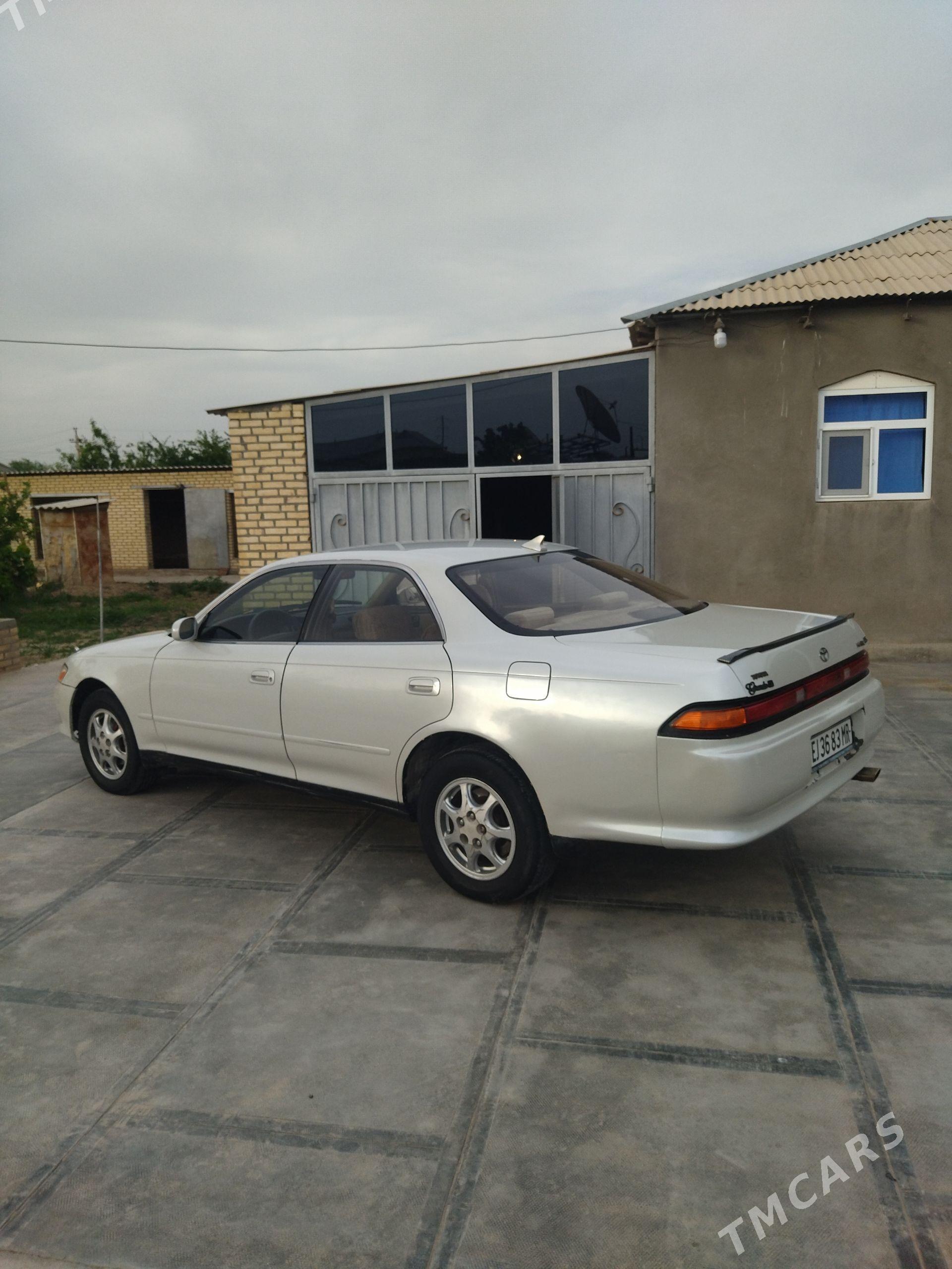 Toyota Mark II 1993 - 68 000 TMT - Mary - img 1