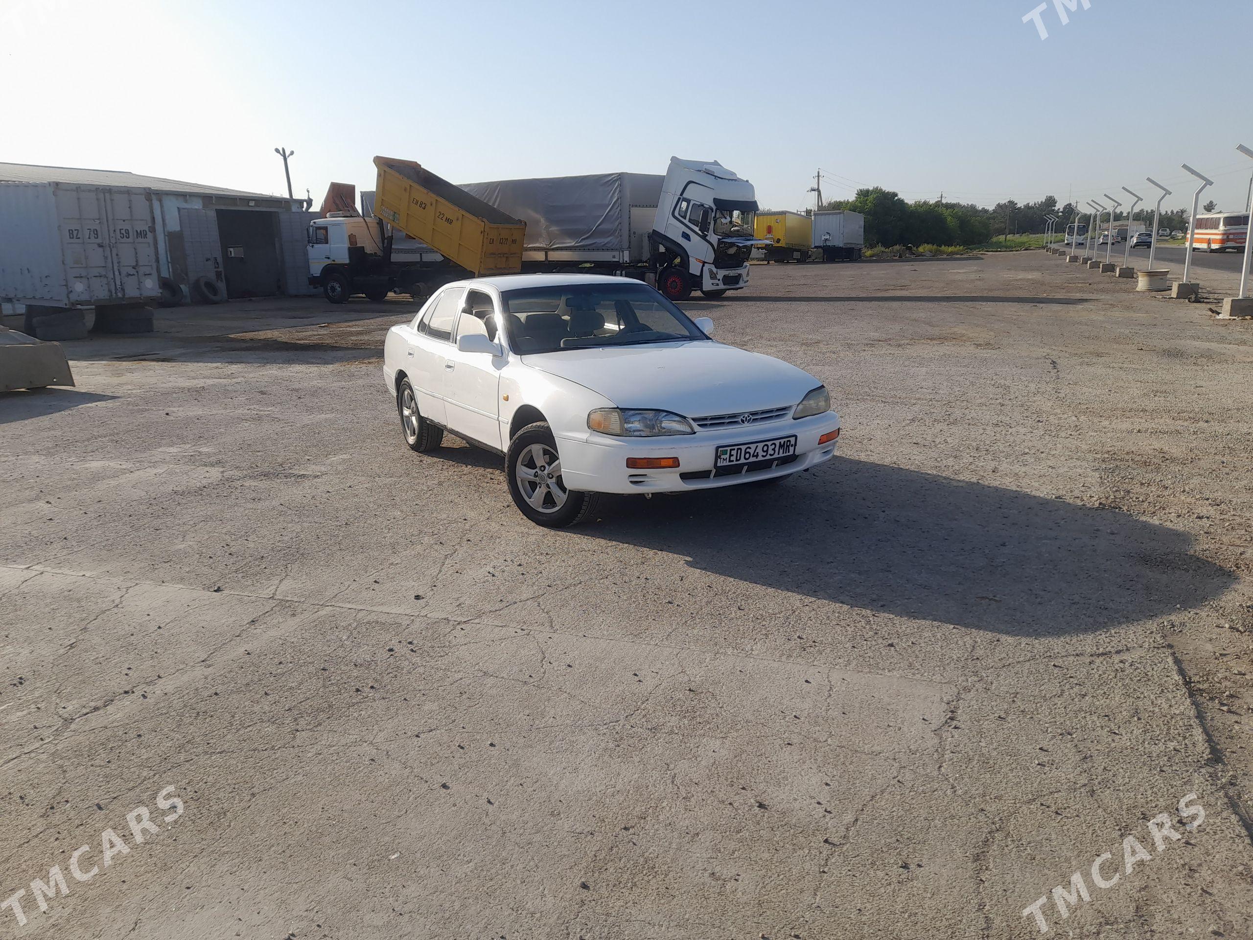 Toyota Camry 1993 - 74 000 TMT - Мары - img 1