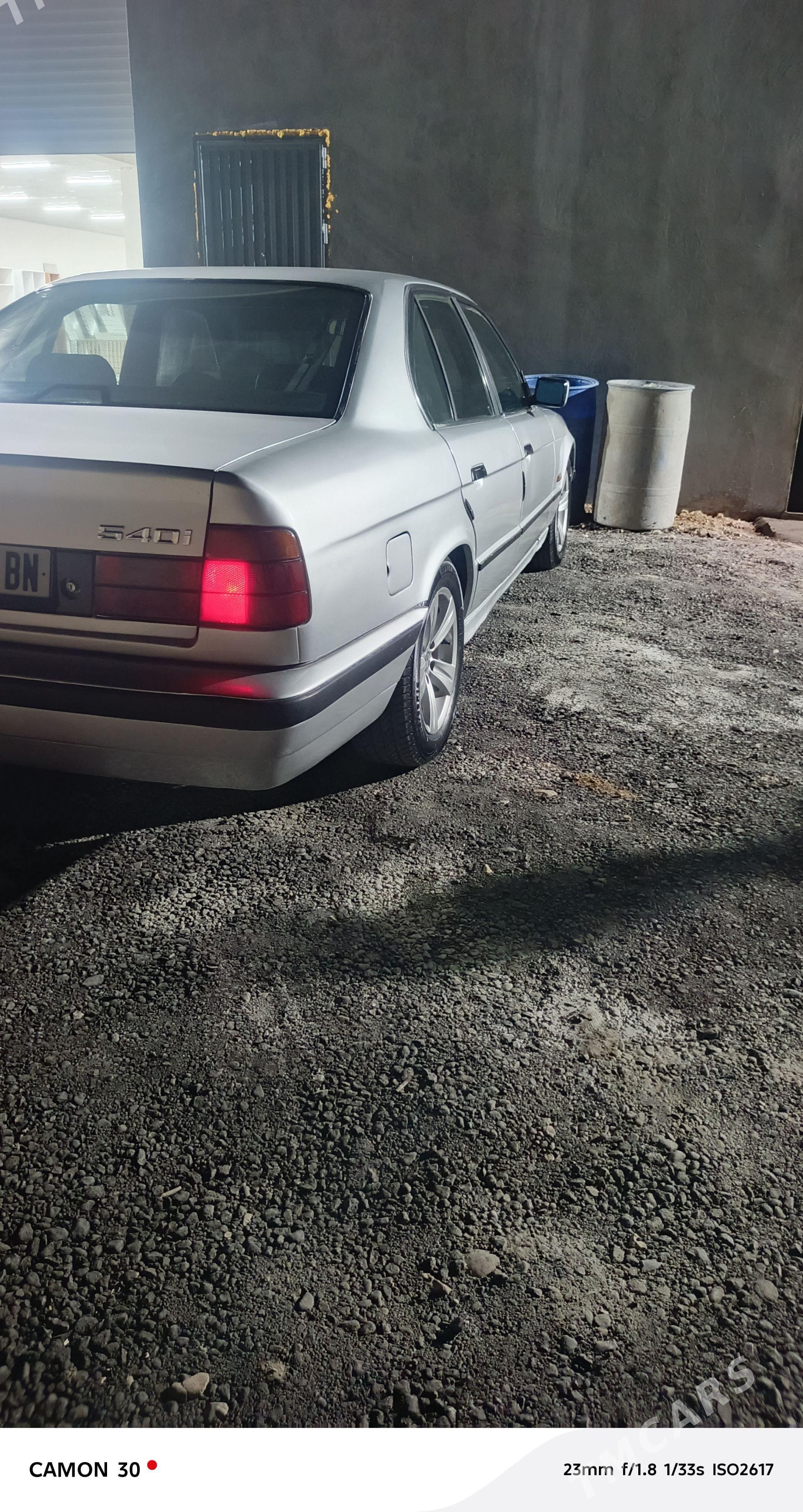 BMW 525 1988 - 52 000 TMT - Балканабат - img 1