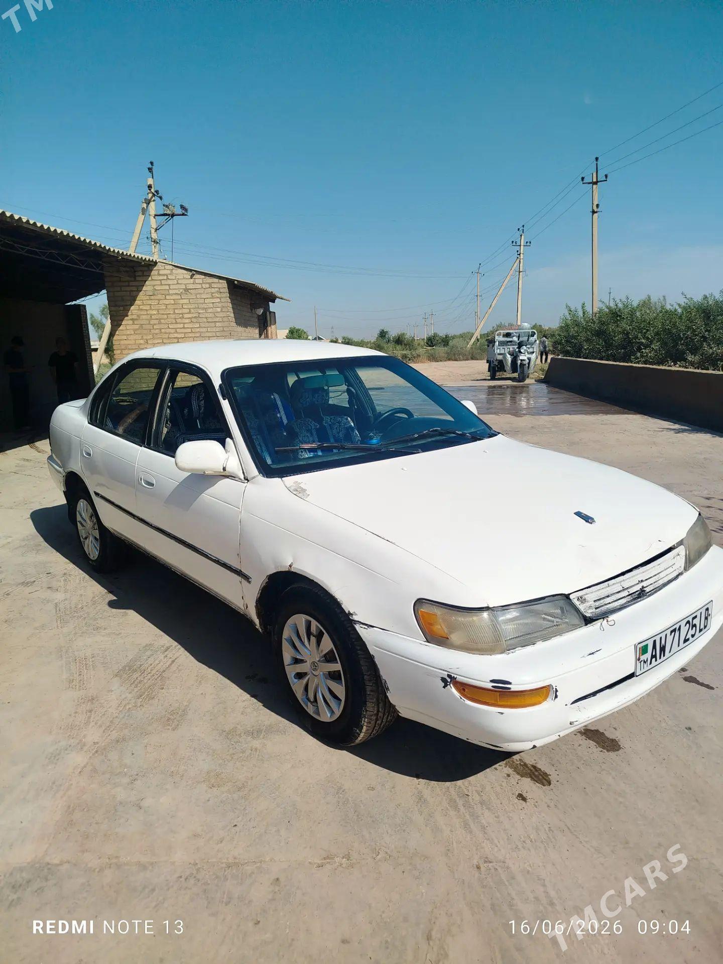 Toyota Corolla 1993 - 40 000 TMT - Халач - img 1