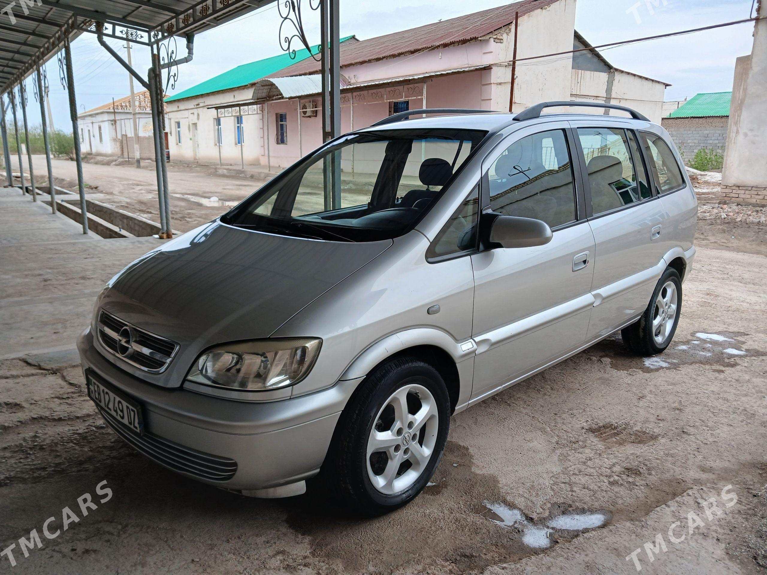 Opel Zafira 2004 - 130 000 TMT - Шабатский этрап - img 1