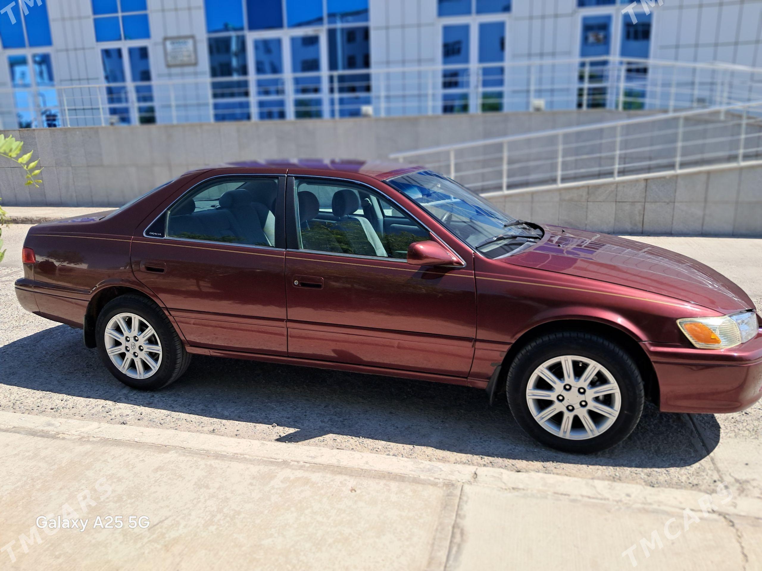 Toyota Camry 2000 - 159 000 TMT - Boldumsaz - img 1